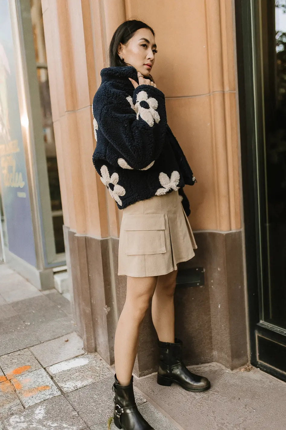 {product_title} - {shop_name}