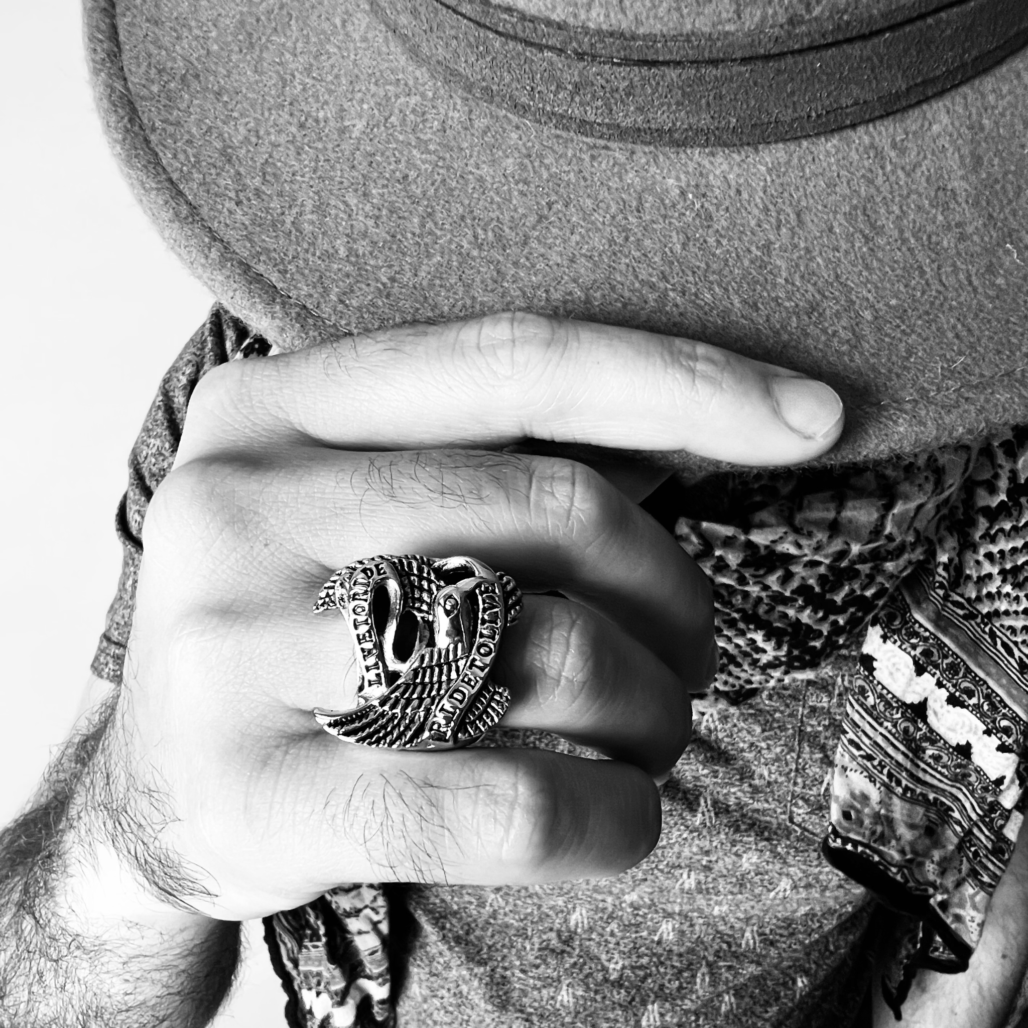 Stainless Steel Live To Ride Ride To Live Eagle Biker Ring / SCR3077、mySite、dreamappss