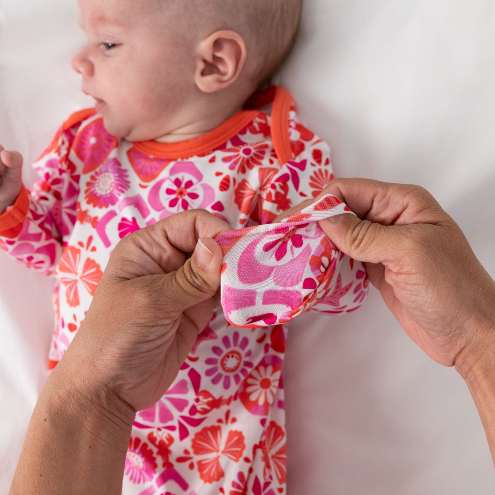 Coastal Gems Infant Gown、mySite、g9winljtr