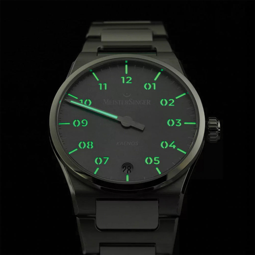 Kaenos 40mm - Grey on Bracelet、mySite、botmansion