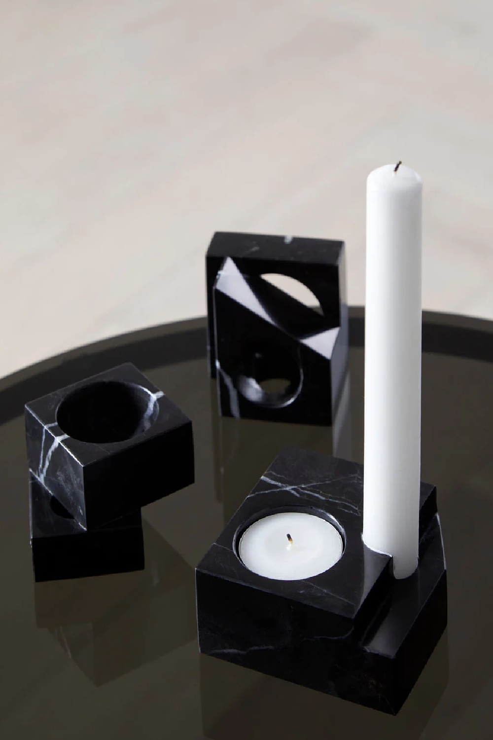 Marble Contemporary Candle Holder | WOUD Jeu De Dés 3、mySite、neckold