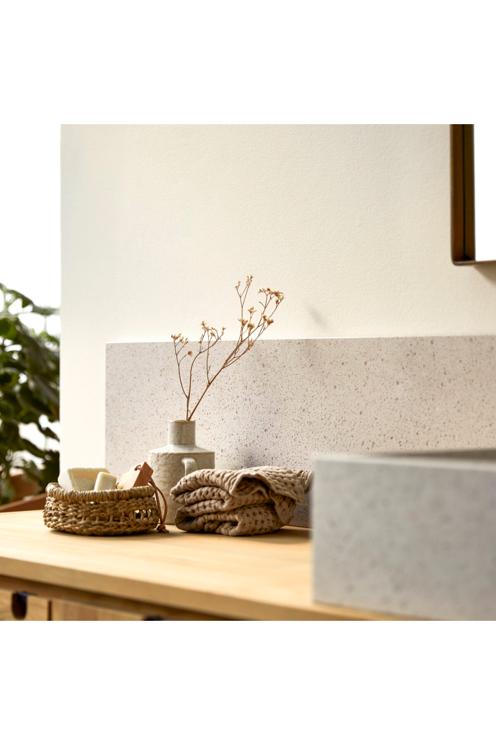 White Premium Terrazzo Backsplash | Tikamoon Ava、mySite、neckold