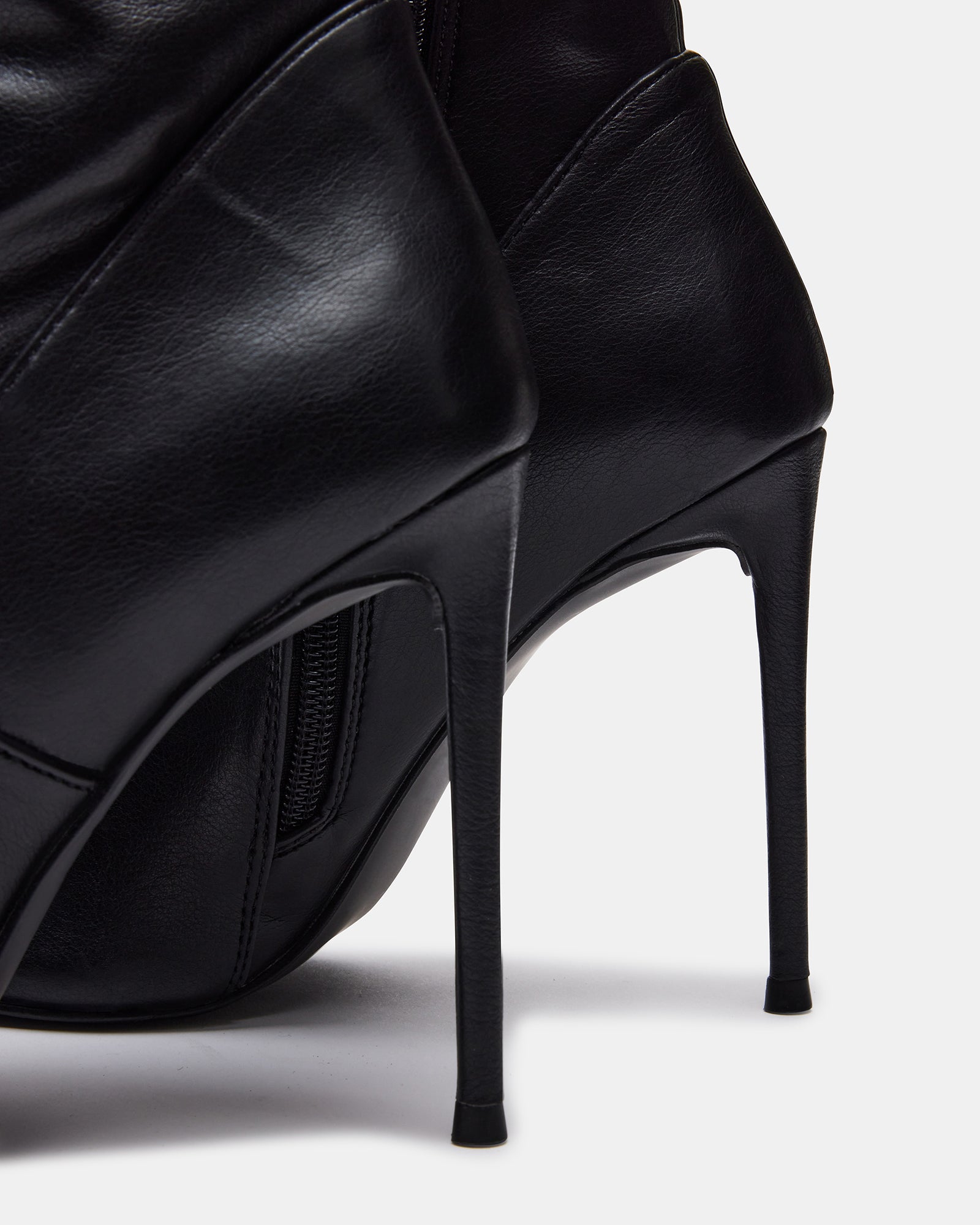 VAVA BLACK PARIS - SM REBOOTED、mySite、gtrtttuynbv