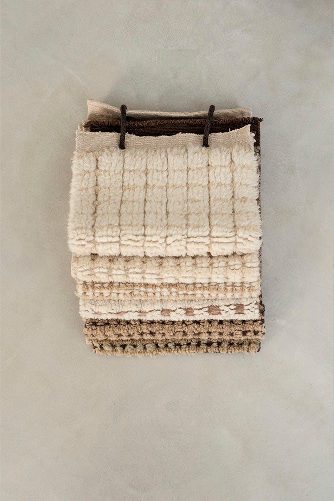 Sample book Hanger Wool - Unexpected、mySite、gigharbornorthrealestate