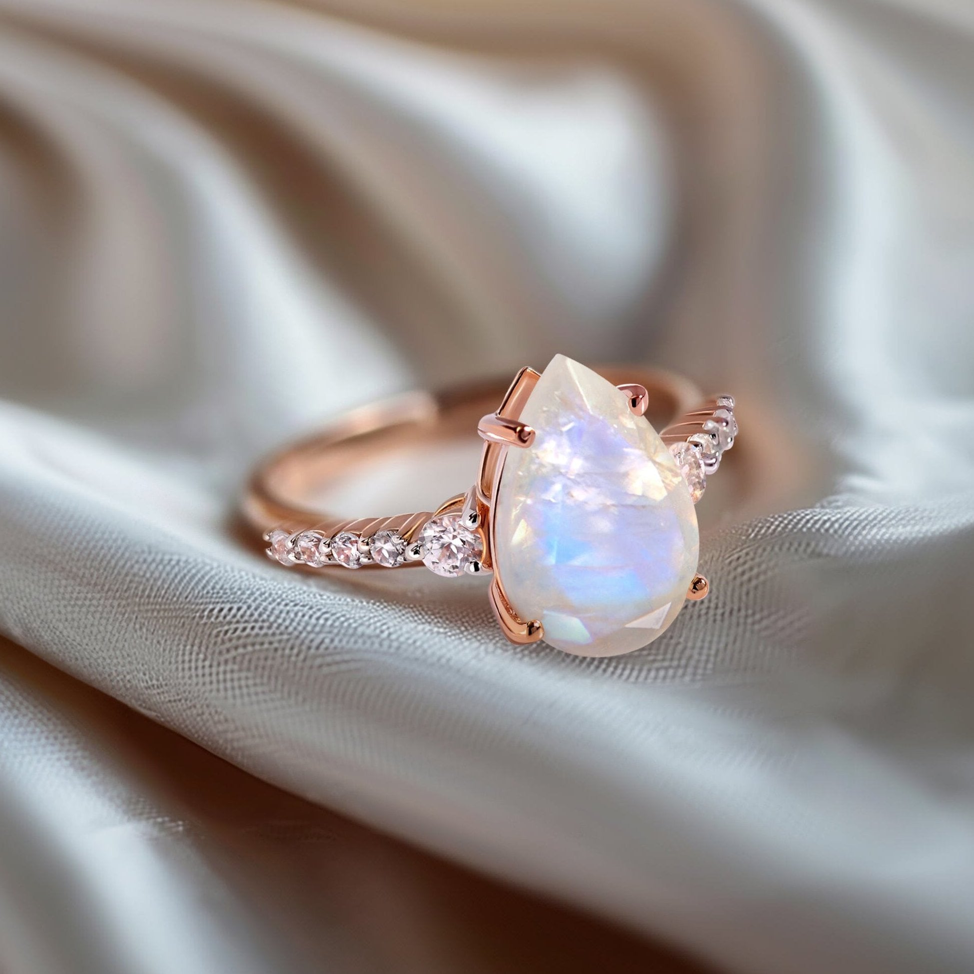 Moonstone Lab Diamond Ring - Queen Of Lustre、mySite、hinf8tx79