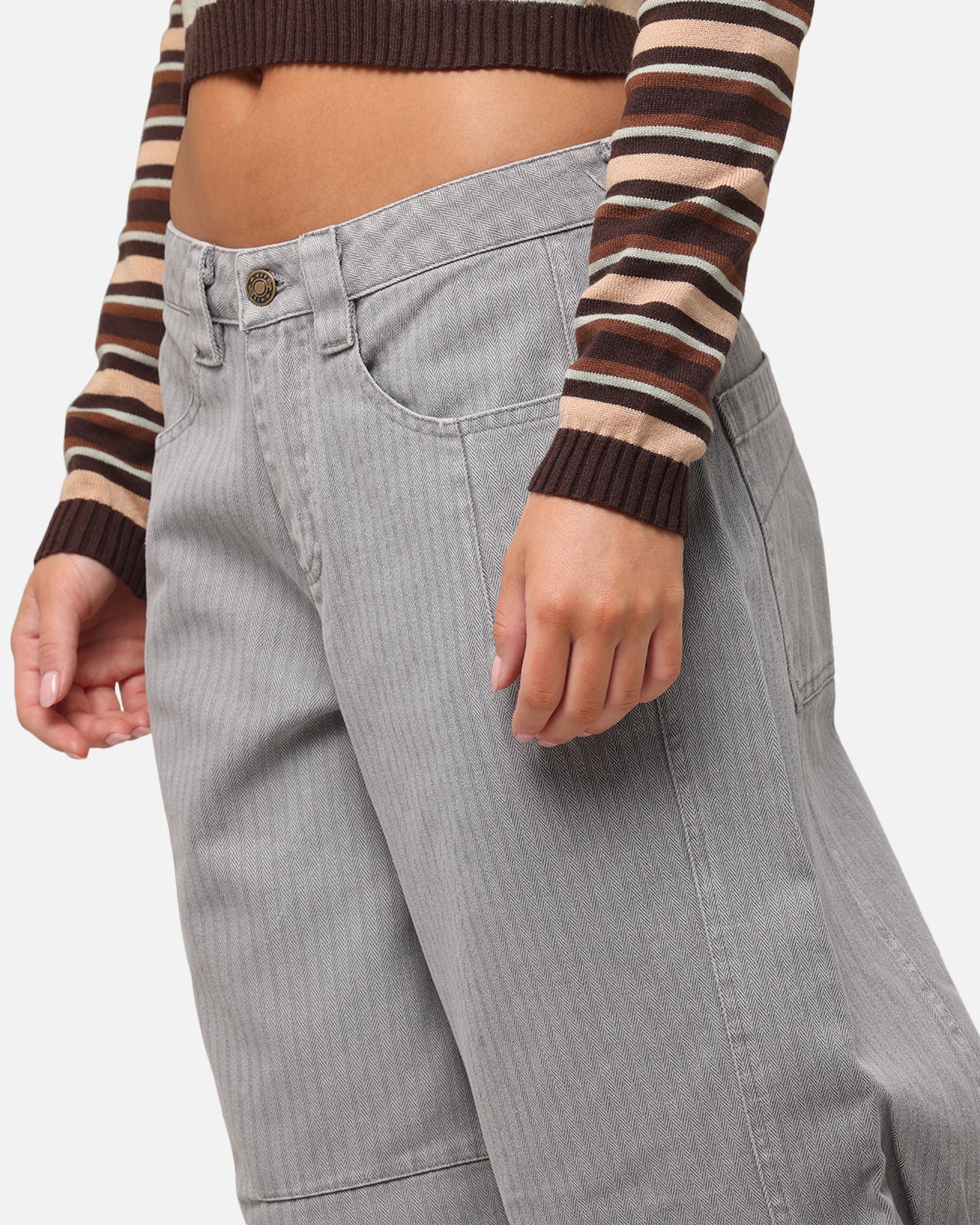 {product_title} - {shop_name}