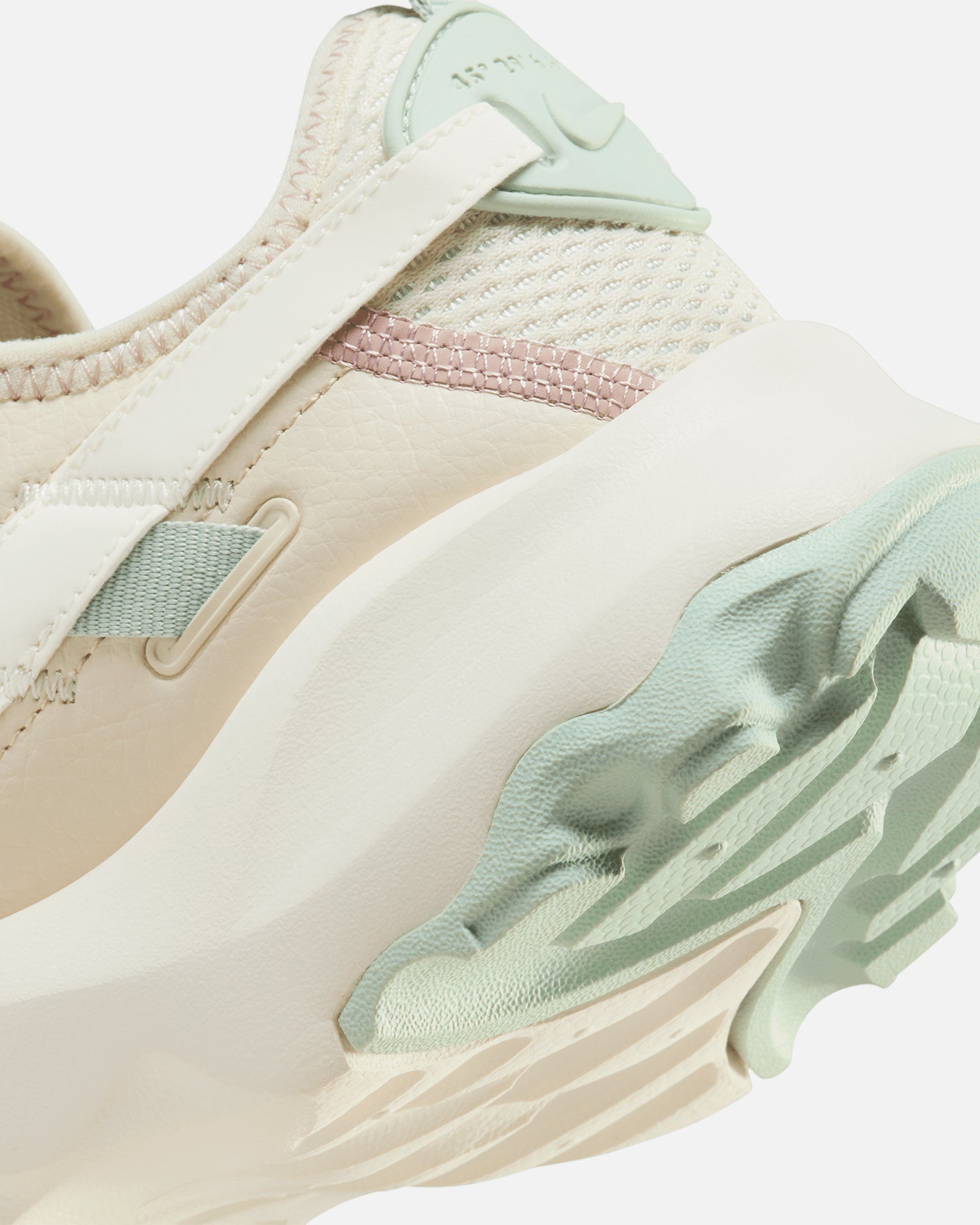 Nike Women's TC 7900 Light Orewood Brown/Sail、mySite、zt4zffjzw