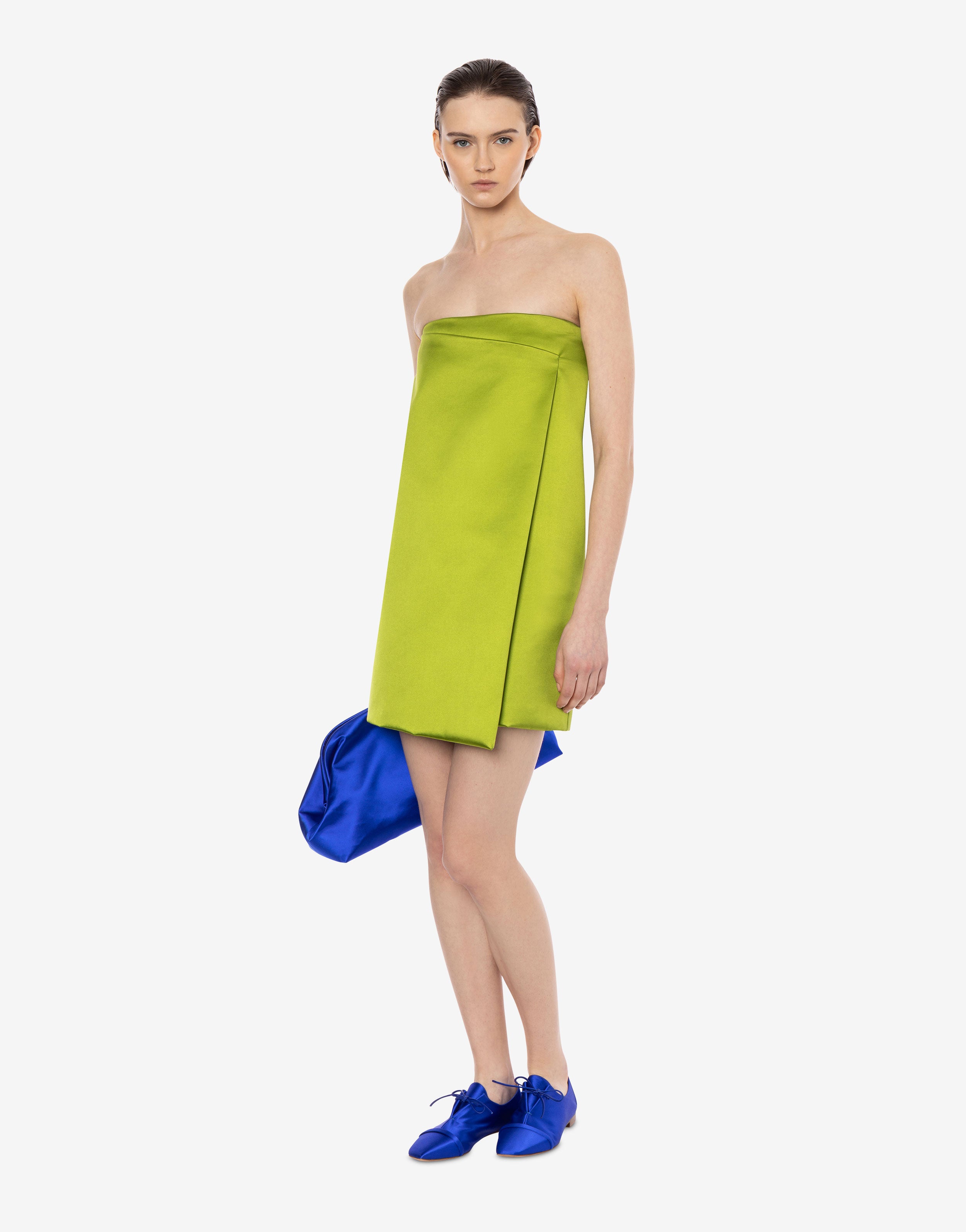 Minidress off-the-shoulder in duchesse、mySite、aoinhome