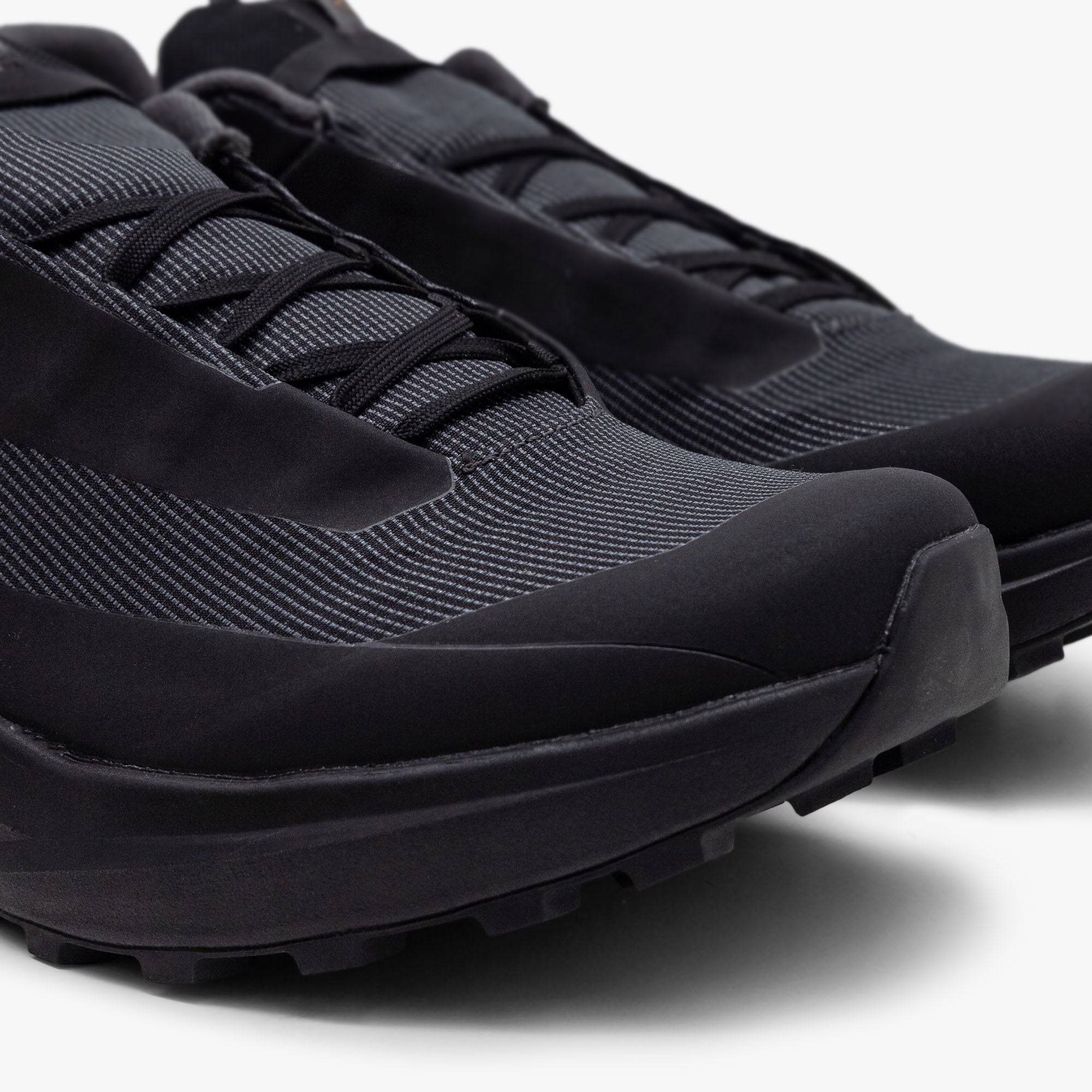  Arc'teryx Norvan LD 4 GORE-TEX Black / Black、mySite、merchandisen