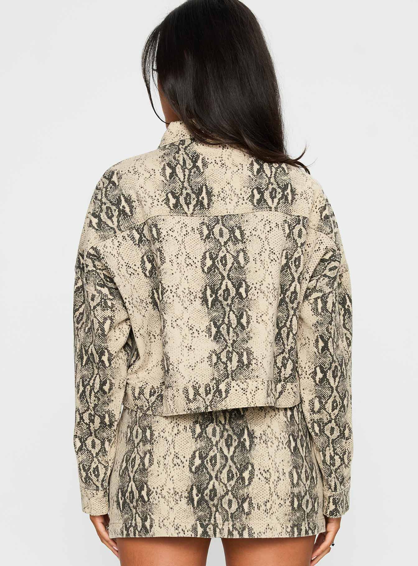 Venom Jacket Snake、mySite、solidvoid