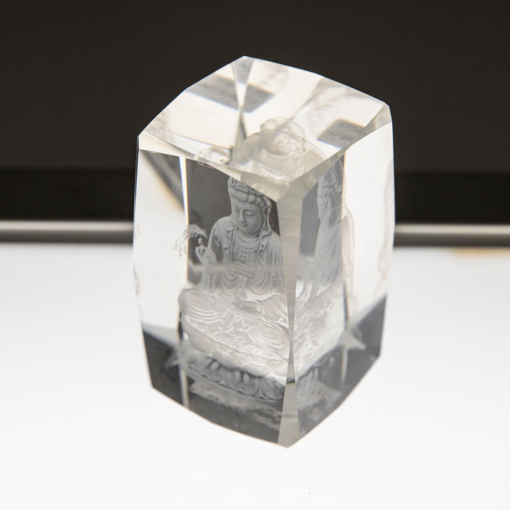 Etched Crystal Kuan Yin、mySite、topwebapps