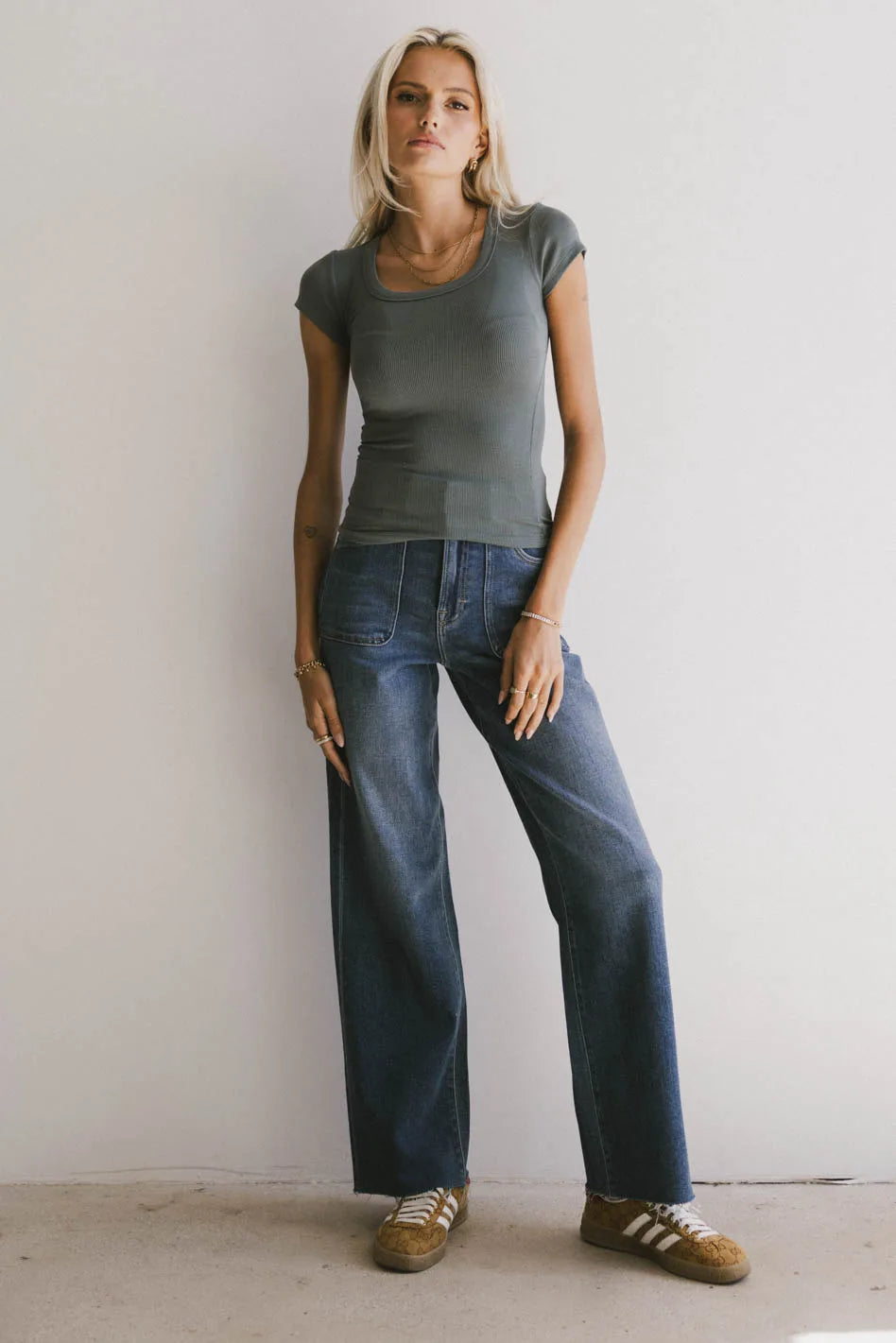 {product_title} - {shop_name}