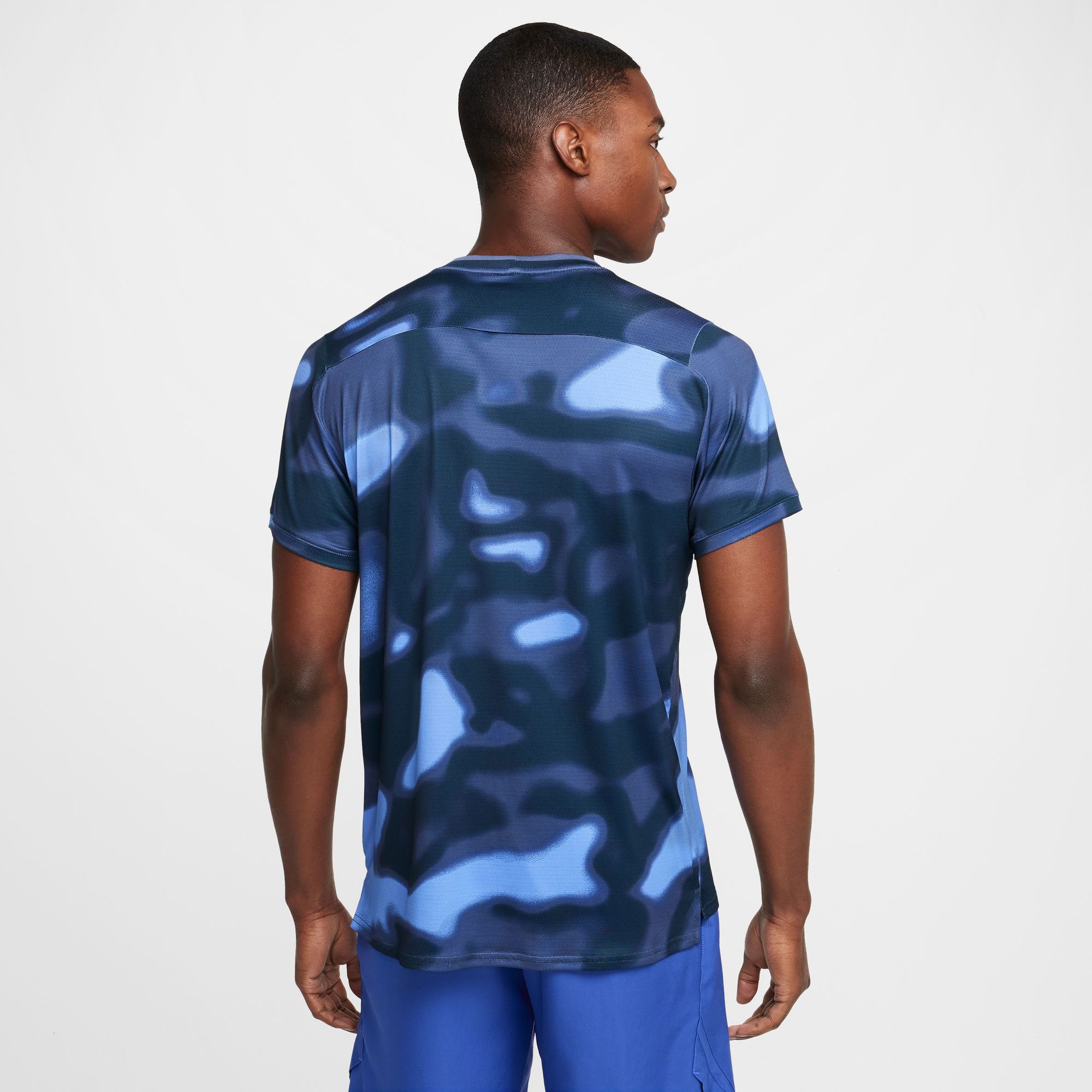 NikeCourt Advantage Men's Dri-FIT Printed Tennis Shirt、mySite、neckold
