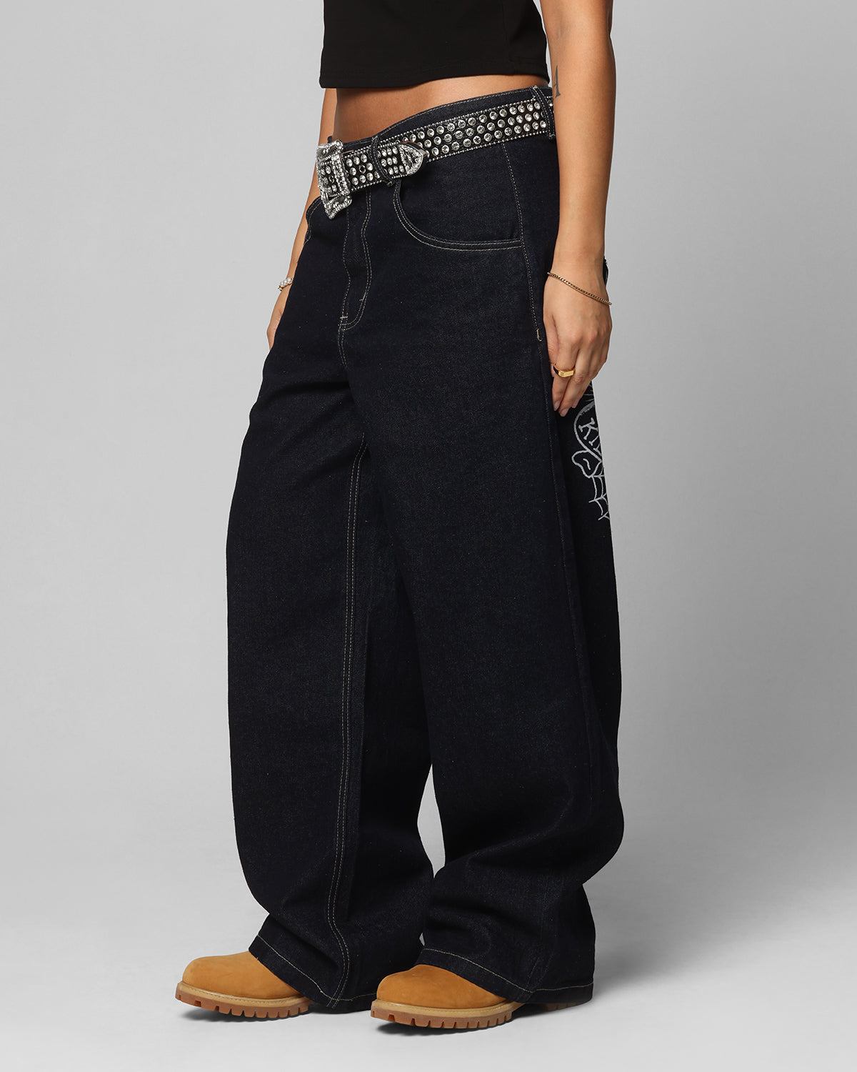 {product_title} - {shop_name}