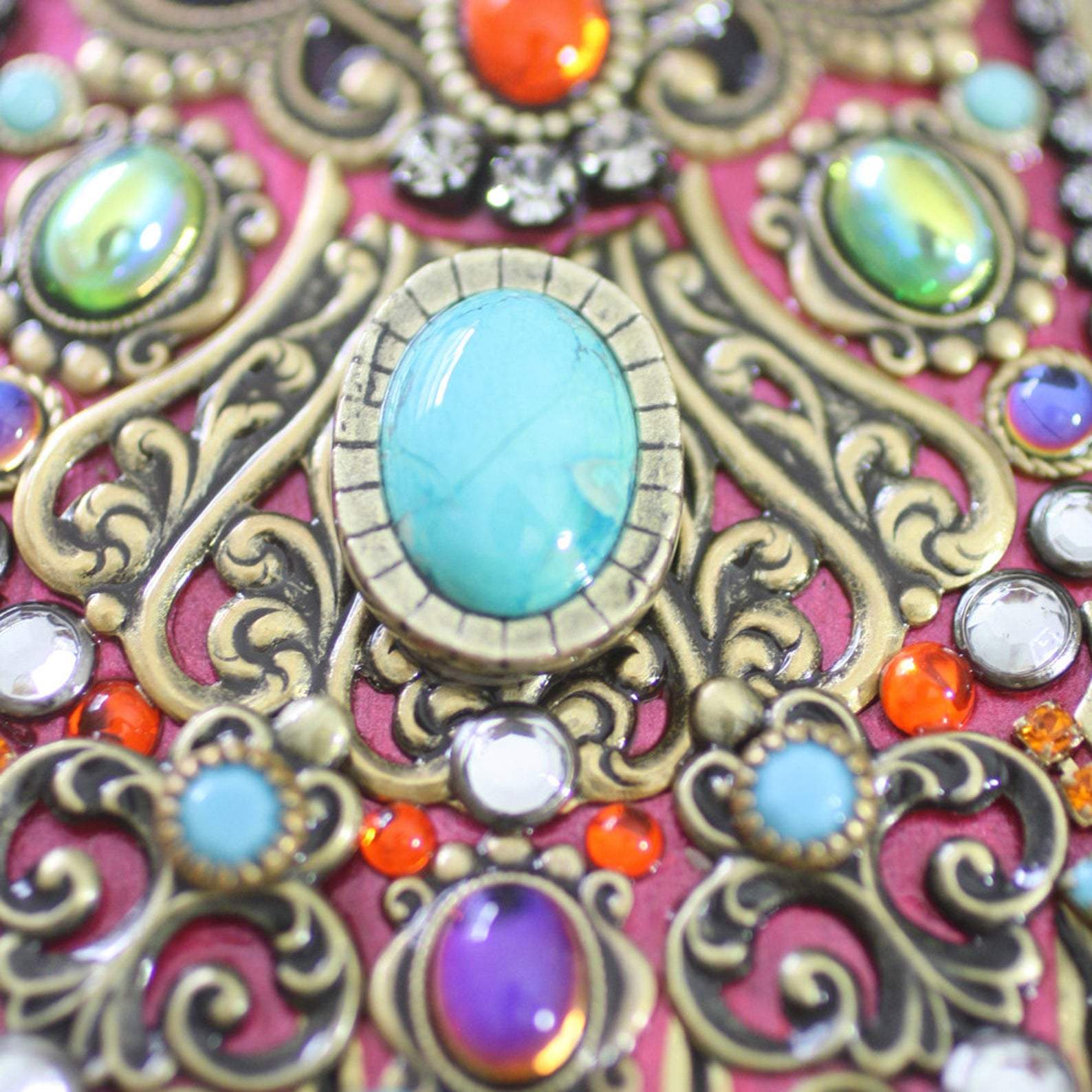 Fuchsia Wall Hamsa by Michal Golan、mySite、topwebapps