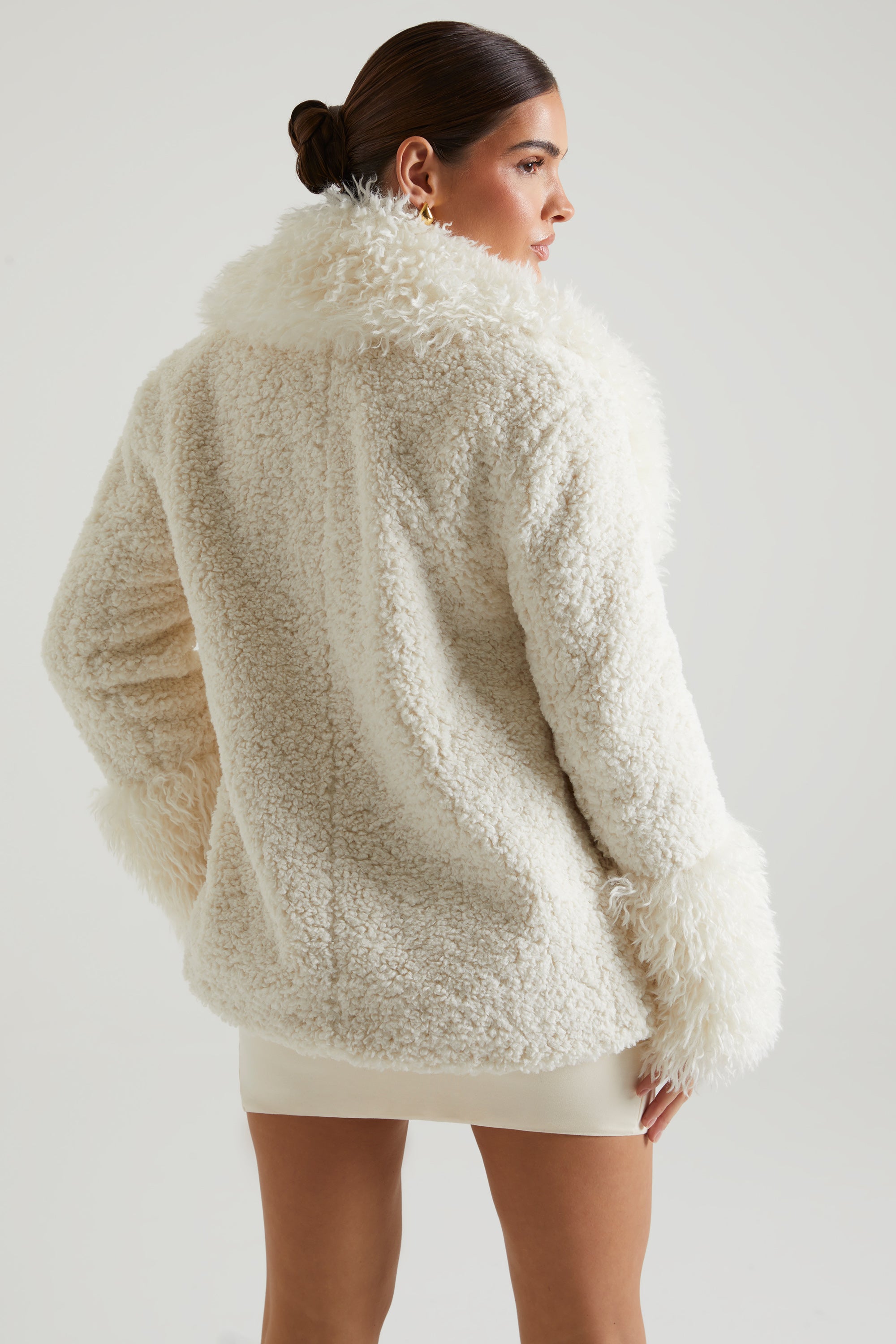 Shearling Coat with Large Front Pockets in Cream、mySite、solidvoid