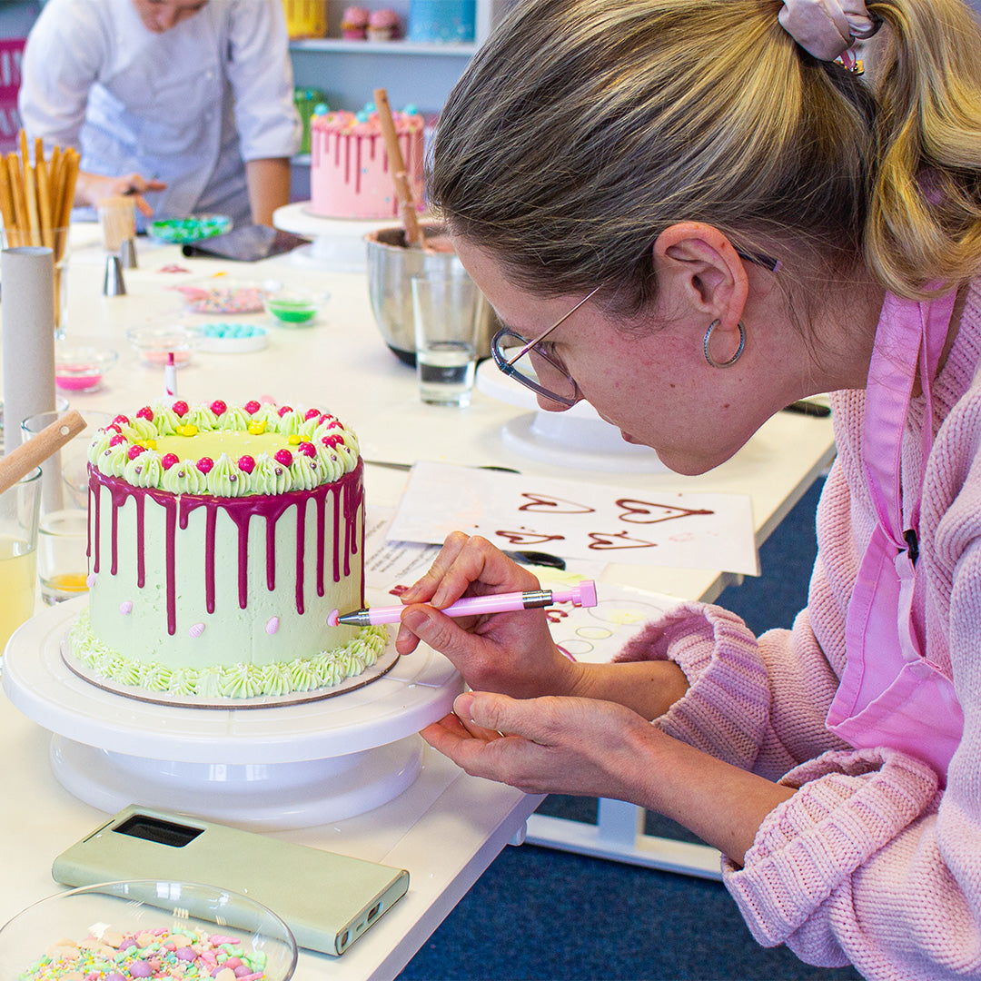  Master-Class: Drip Cakes - Tortenverzierung wie ein Profi、mySite、elrpsem3k