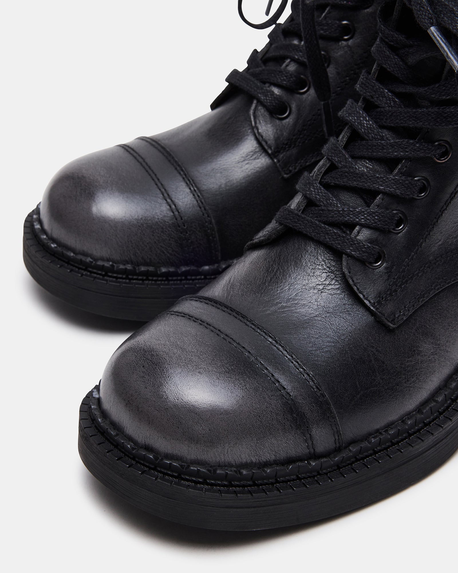 CRIMSON BLACK DISTRESSED、mySite、gtrtttuynbv