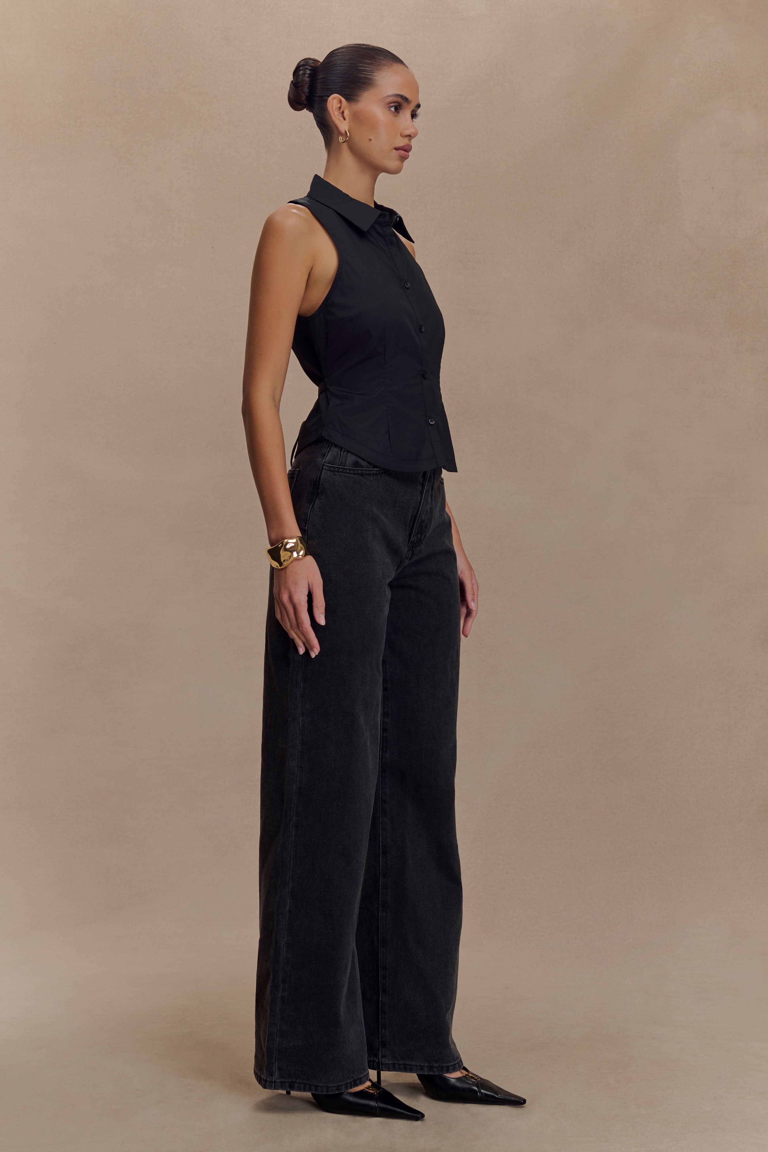 Selene Sleeveless Halter Shirt - Black、mySite、solidvoid