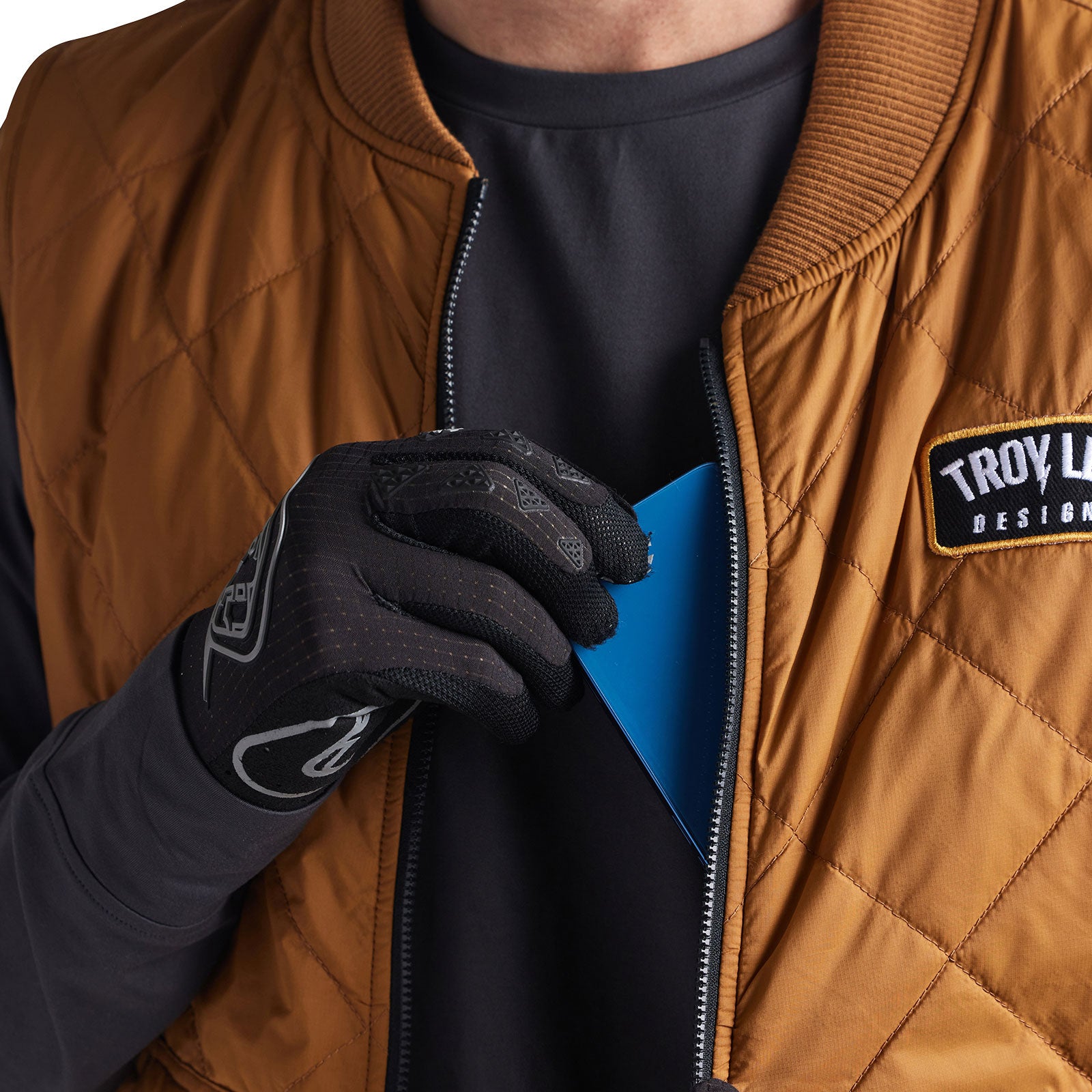 Ruckus Ride Vest Mono Dark Canvas、mySite、dreamappss