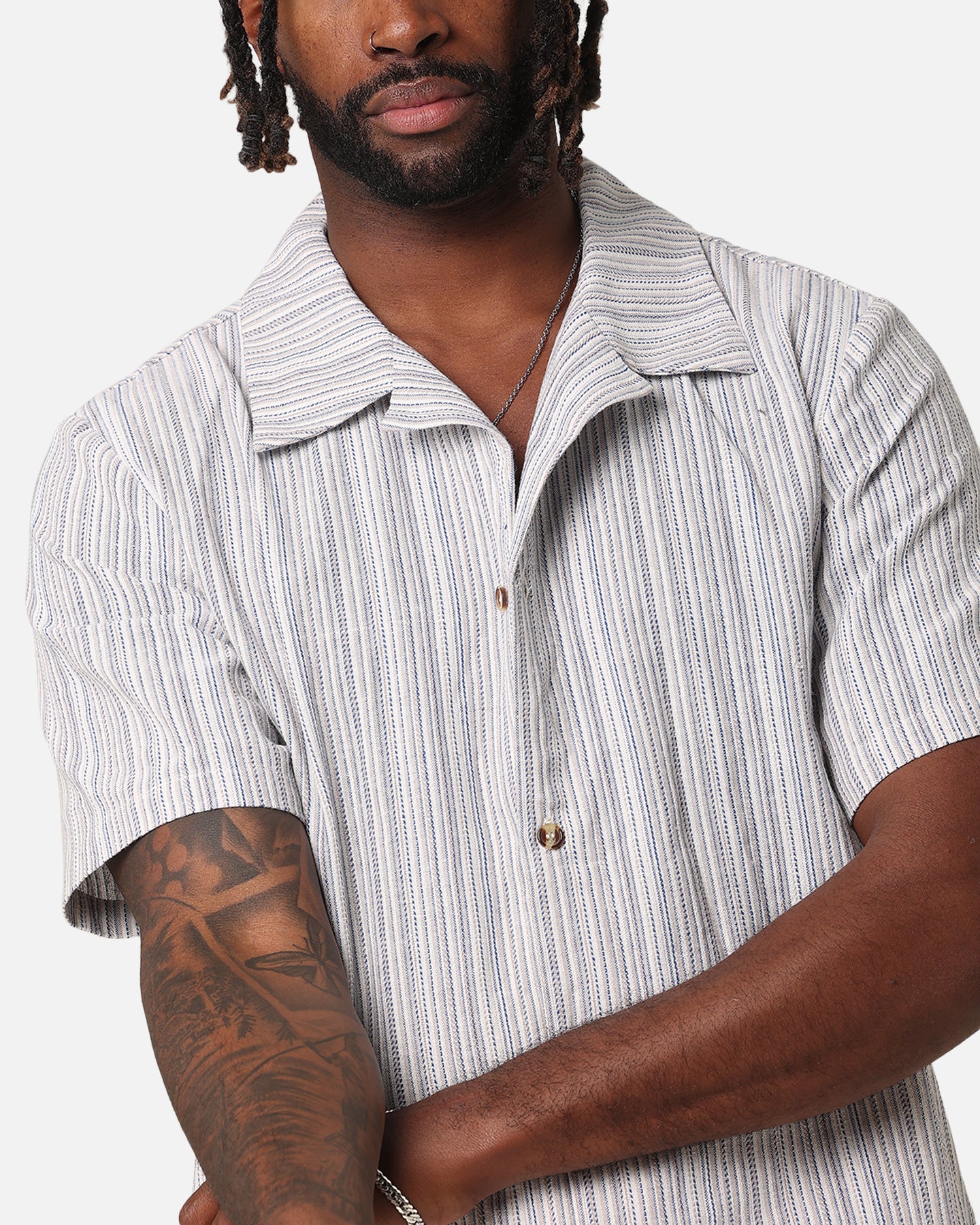 {product_title} - {shop_name}