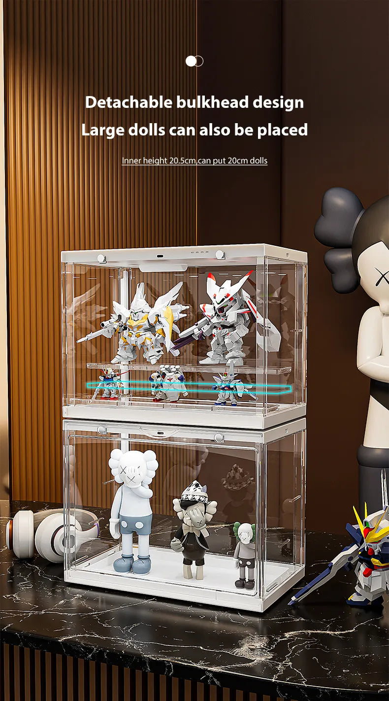 Detachable bulkhead design allows for large dolls up to 20cm in height to be displayed.