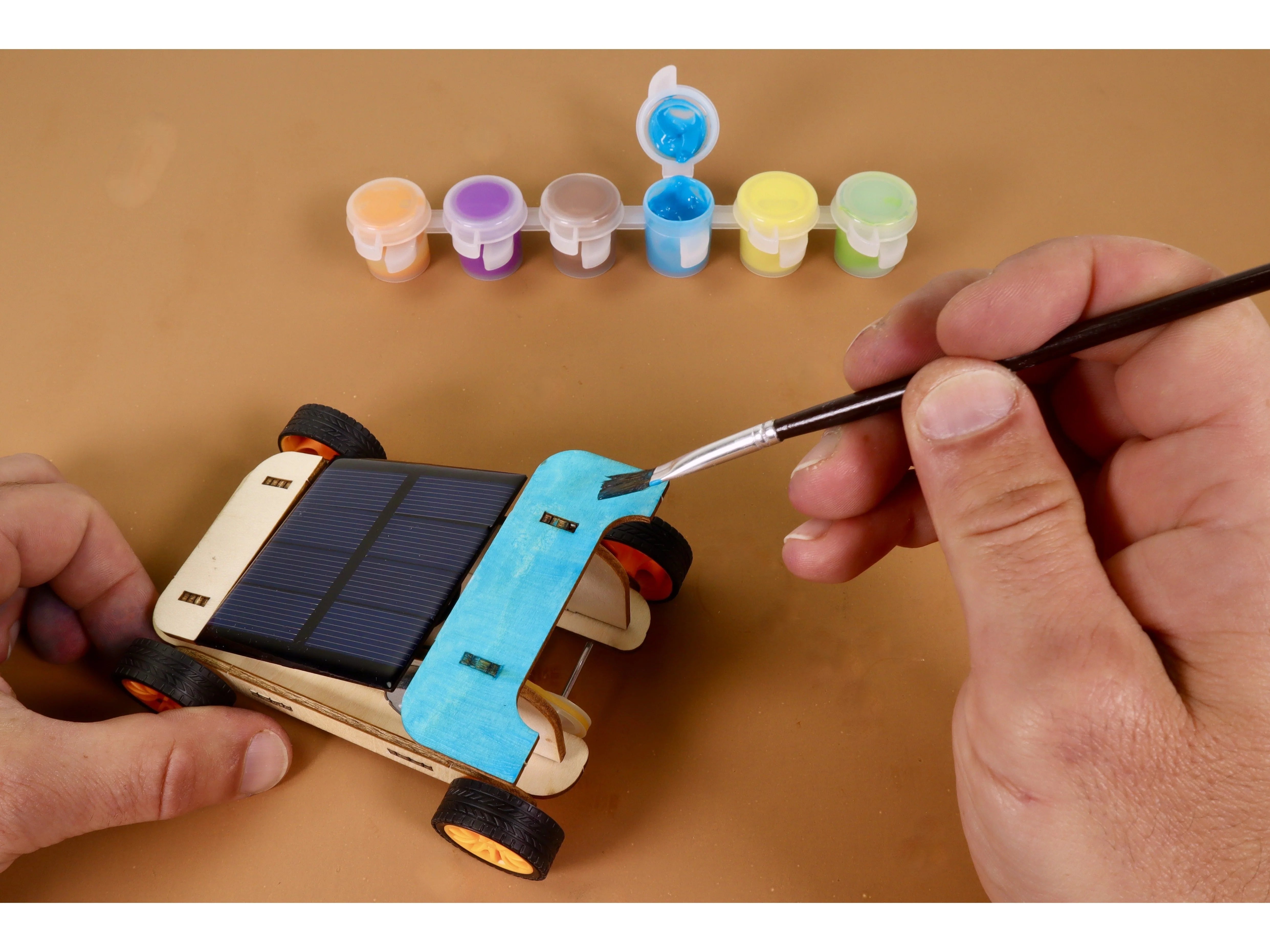 Brown Dog Gadgets Solar Racer、mySite、lovesweatpilates