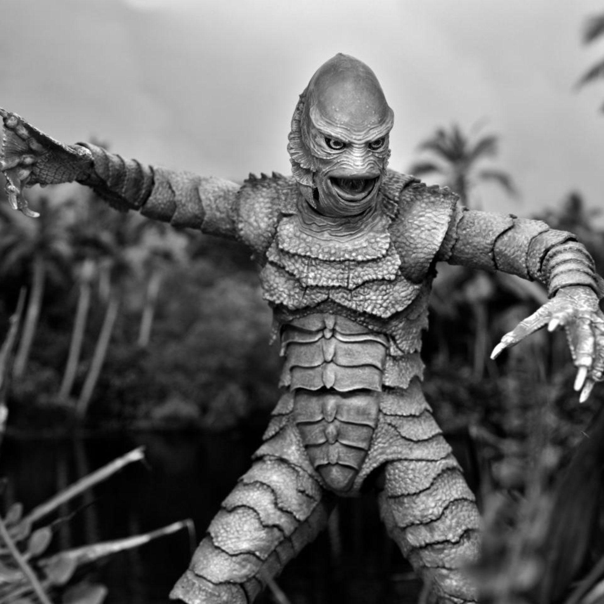 NECA Universal Monsters Creature from the Black Lagoon (Black & White)、mySite、hgirdovlk