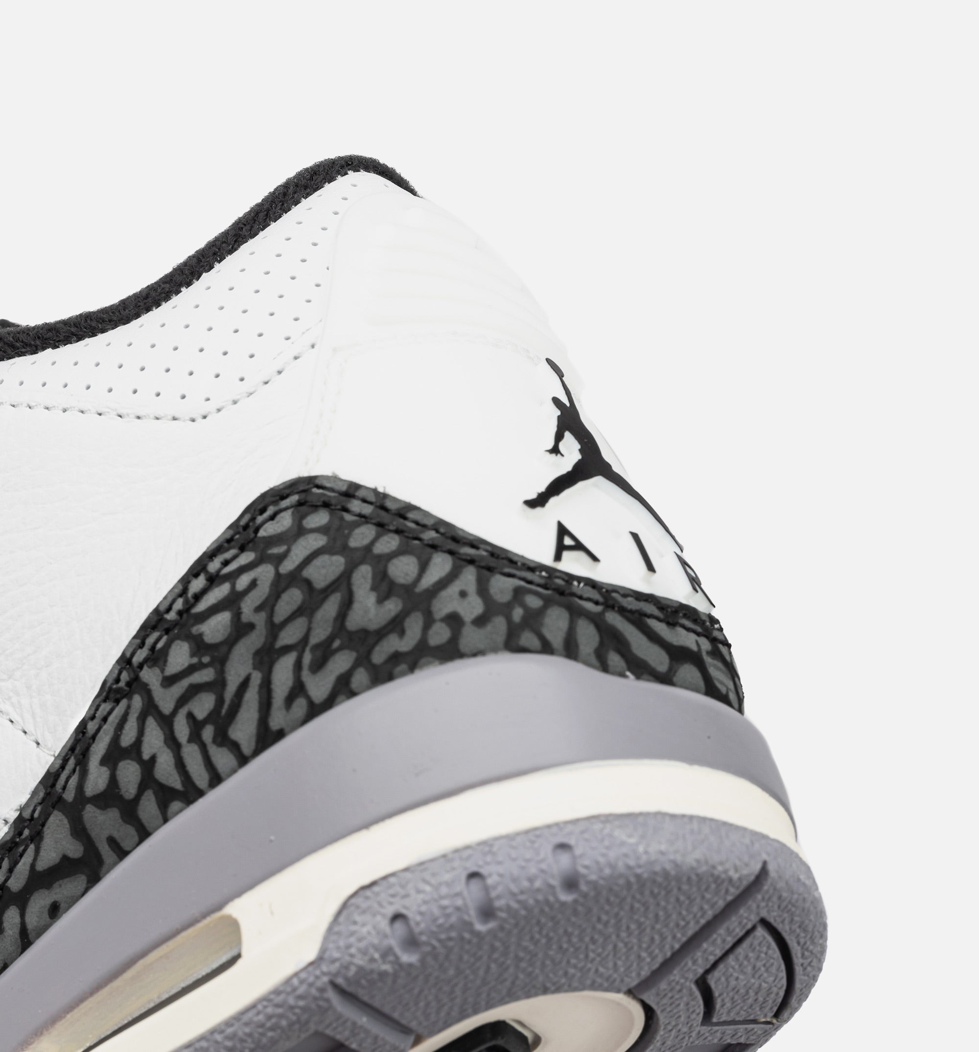 Air Jordan 3 Retro Cement Grey Grade School Lifestyle Shoe - Summit White/Fire Red/Cement Grey/Black、mySite、dreamappss