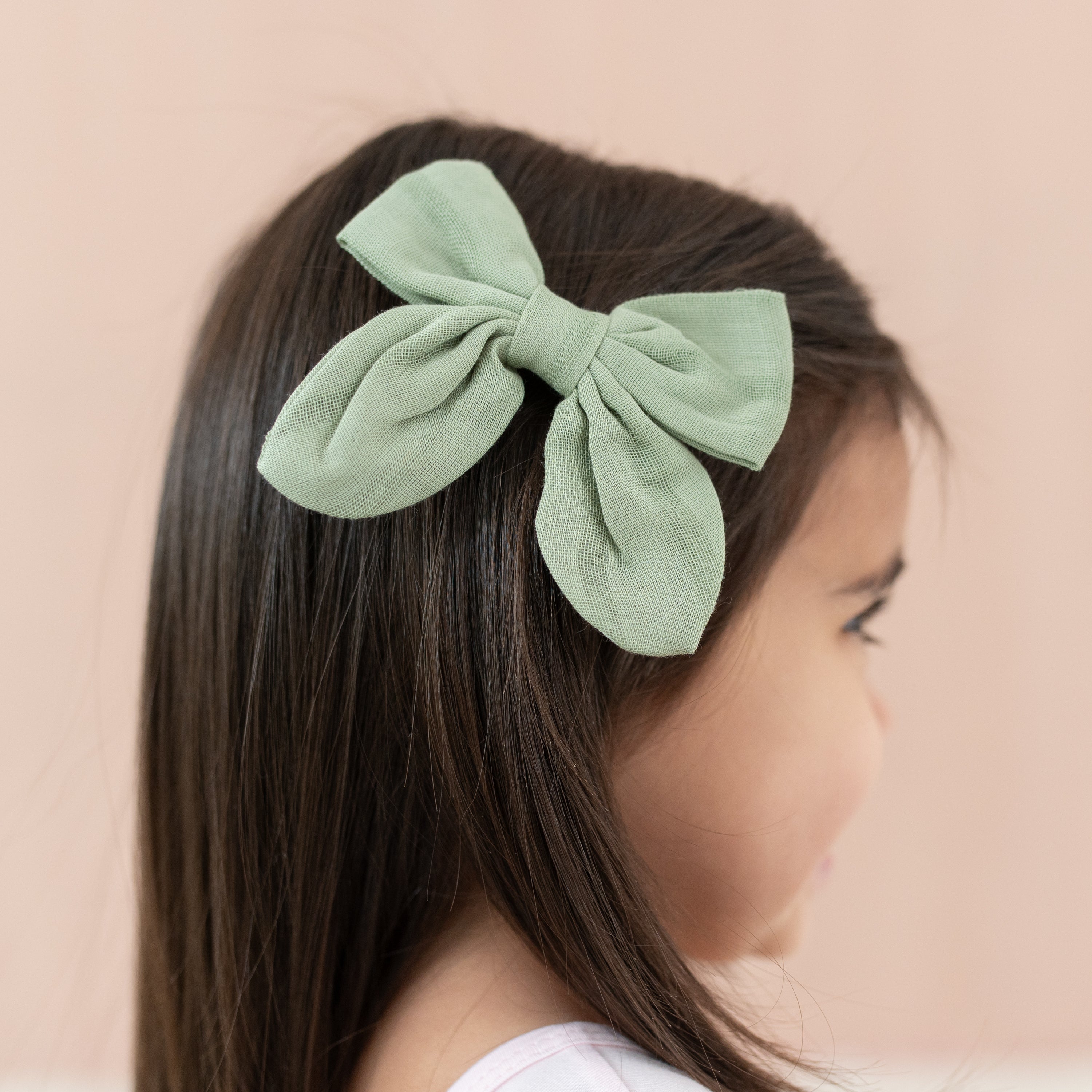  Bamboo Muslin Alligator Clip Bow in Jojoba、mySite、layawaytickets