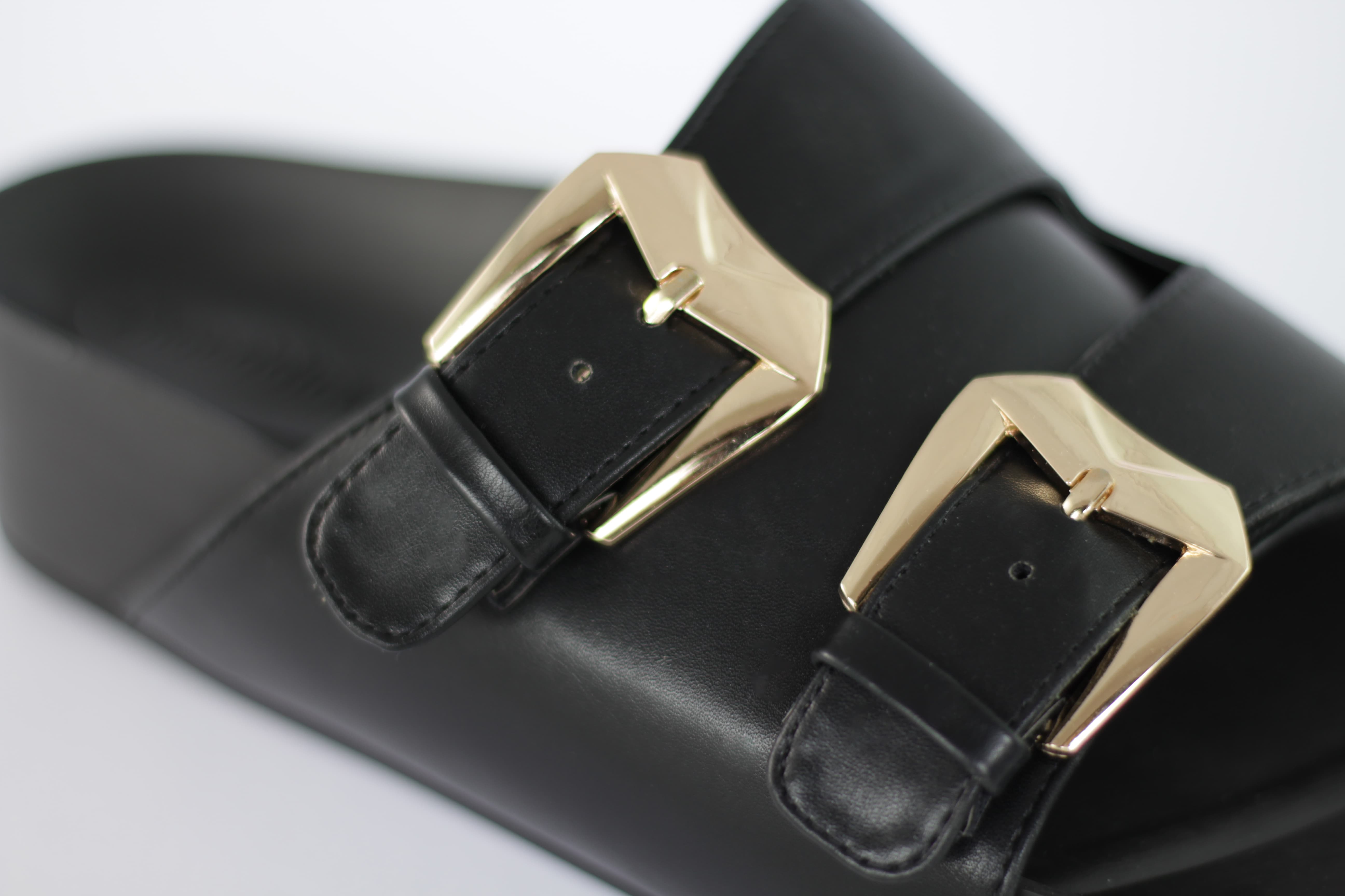  Taylor: Black Gold Buckle Flats、mySite、merchandisen