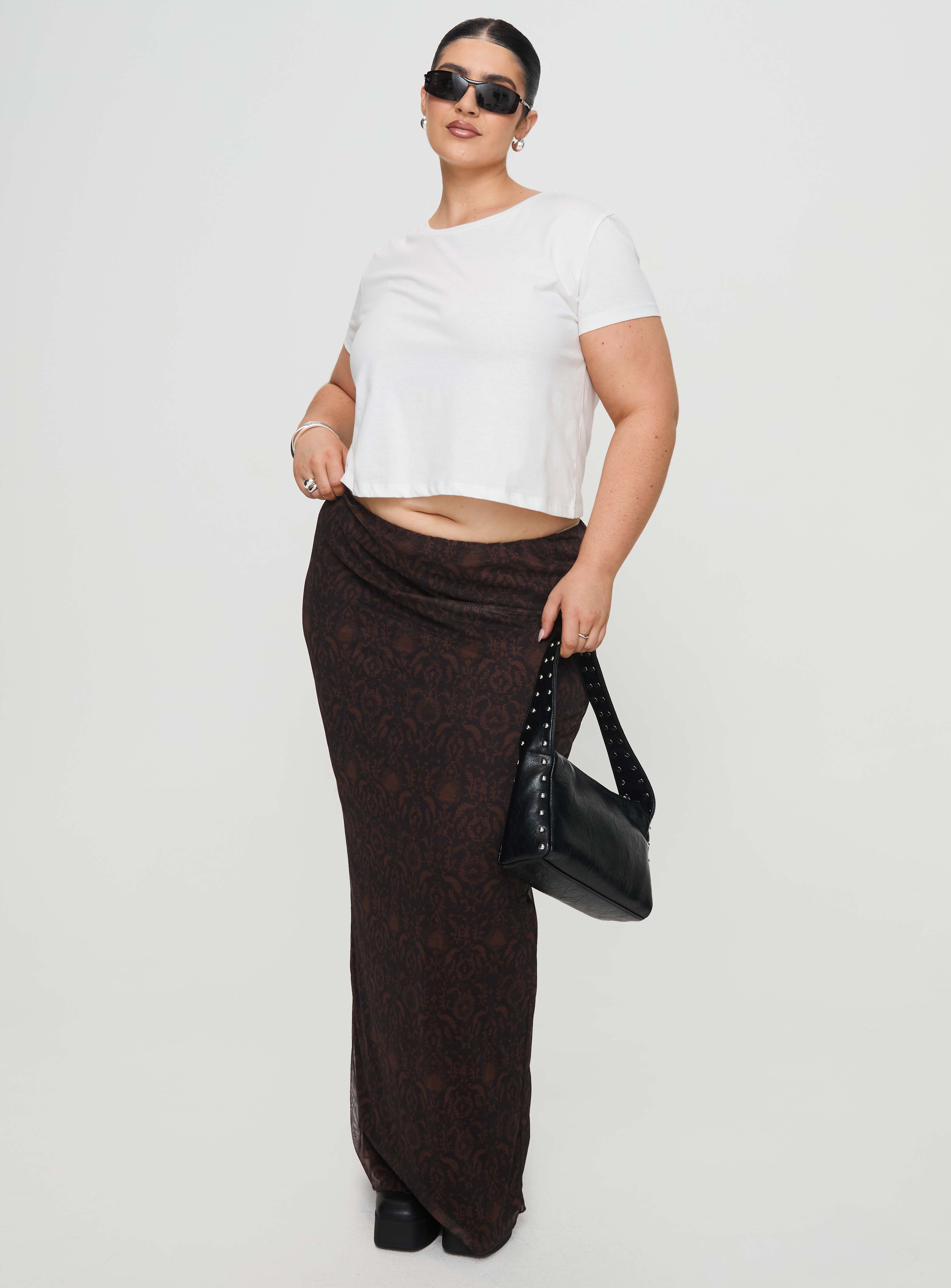 Micah Tee White Curve、mySite、solidvoid