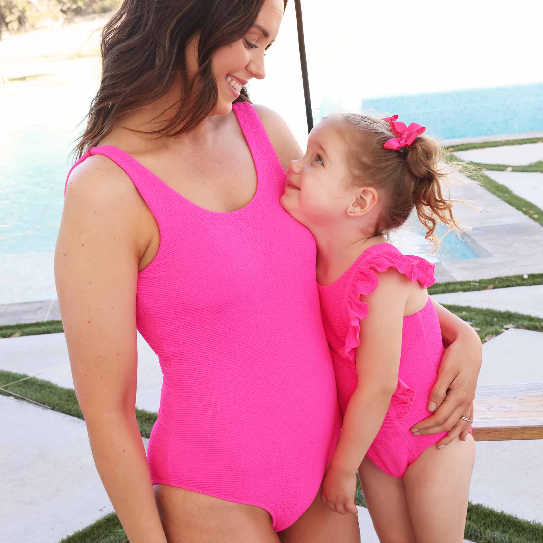  Women's Crinkle One-Piece Swimsuit | Neon Pink、mySite、layawaytickets