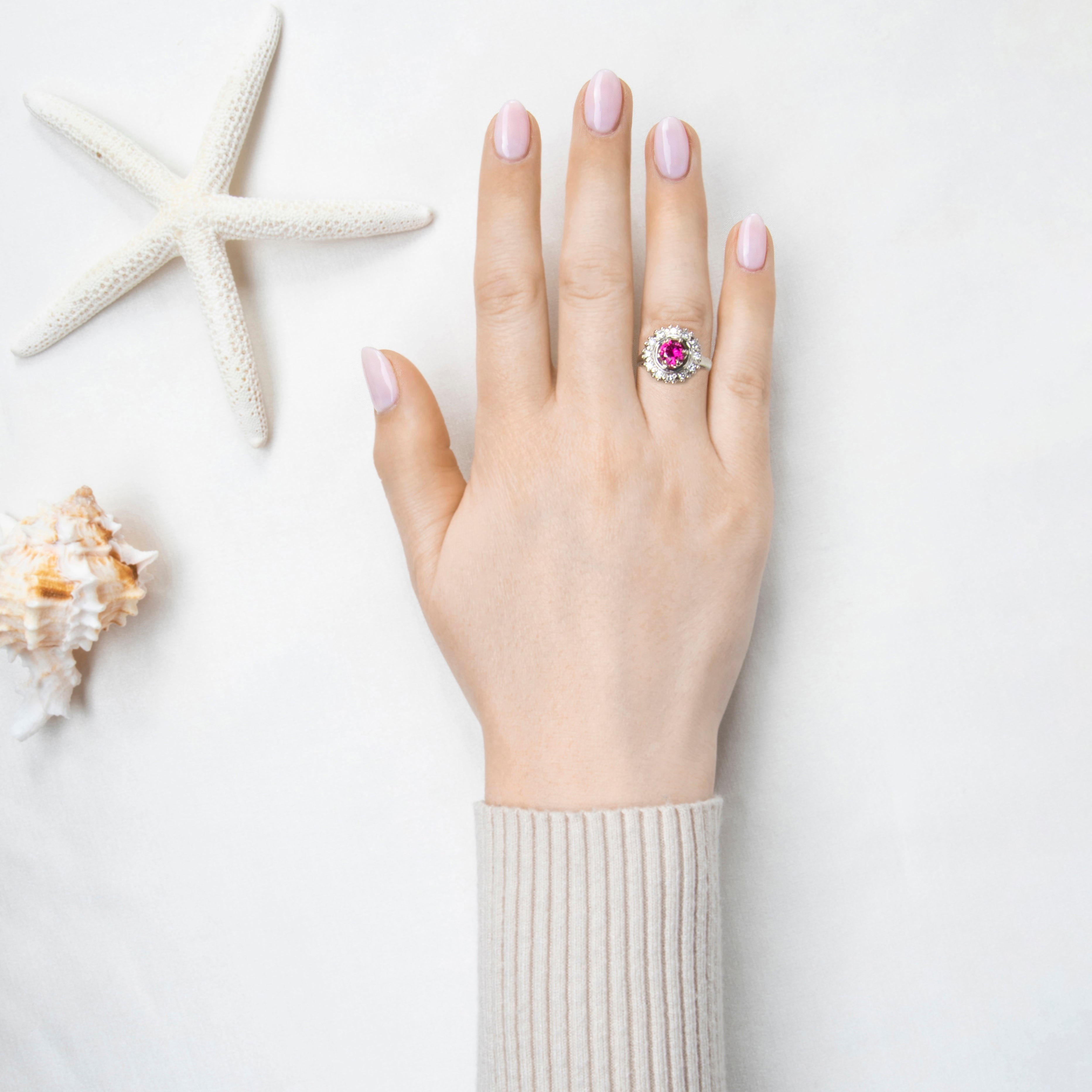 Vintage 14k White Gold Synthetic Ruby .252cttw Diamond Halo Ring 3.00、mySite、hinf8tx79