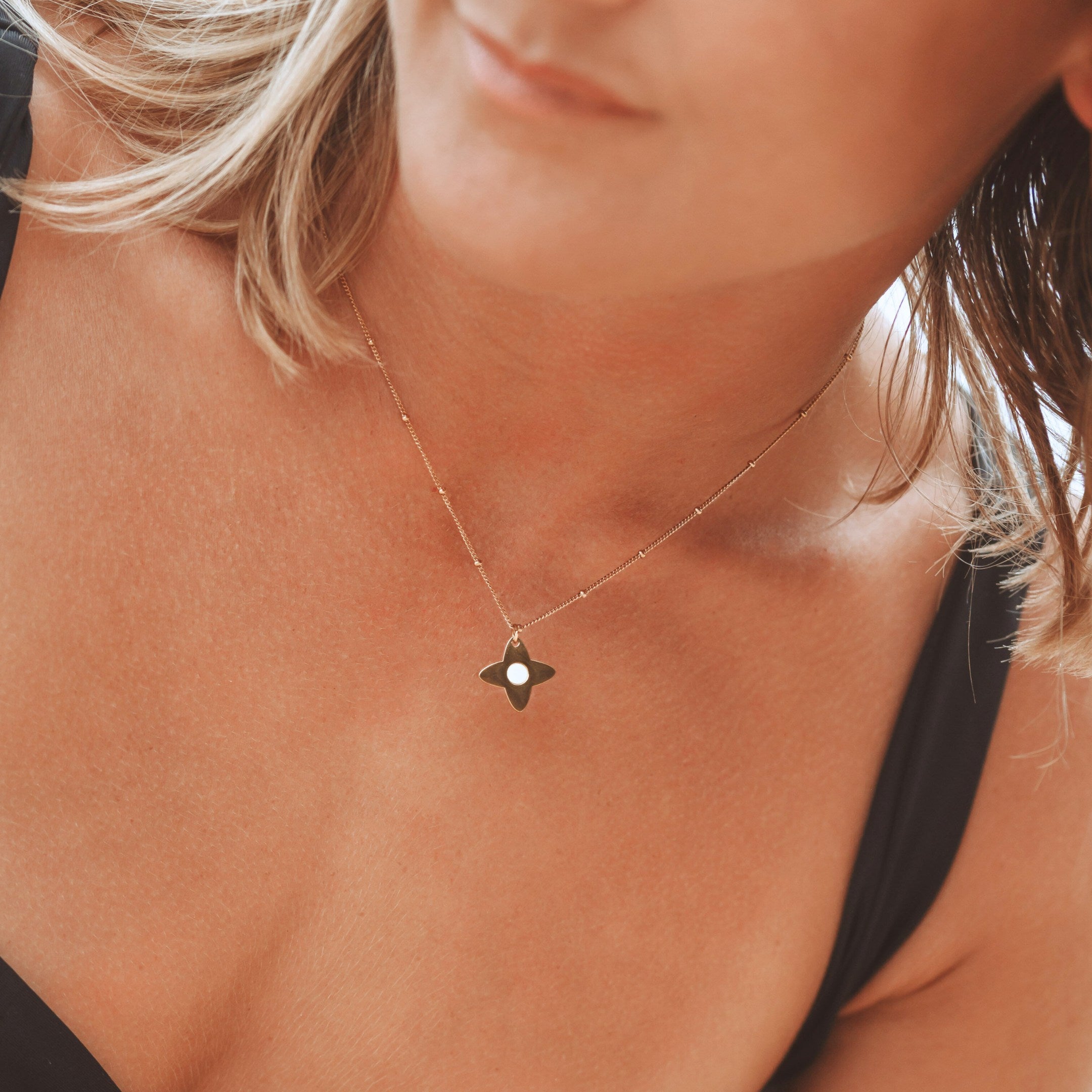 Clover Necklace、mySite、hinf8tx79