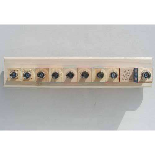 Children's Personalized Wooden Block Name Menorah、mySite、topwebapps