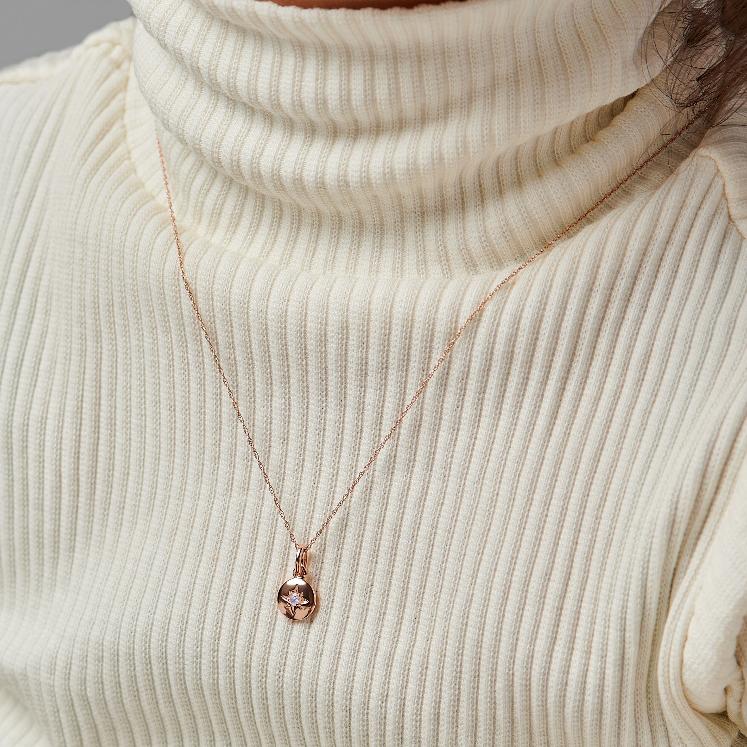 Moonstone Pendant - North Star、mySite、hinf8tx79