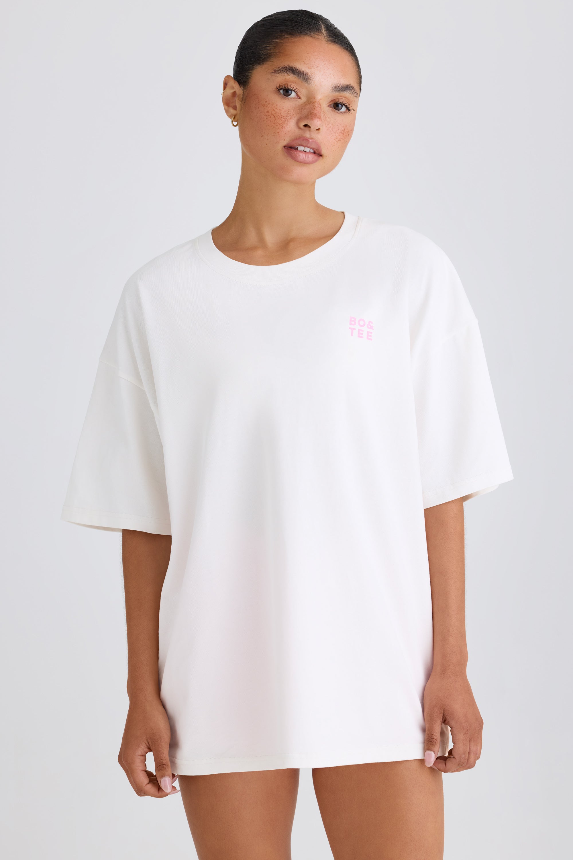 Oversized T-Shirt in White、mySite、solidvoid