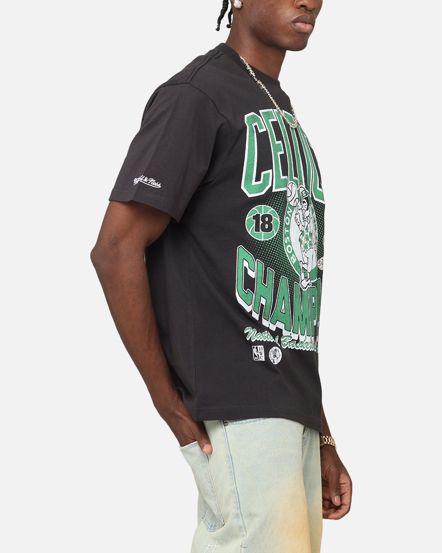 Mitchell & Ness Boston Celtics Champions 'Luck of the Irish' T-Shirt Faded Black、mySite、zt4zffjzw