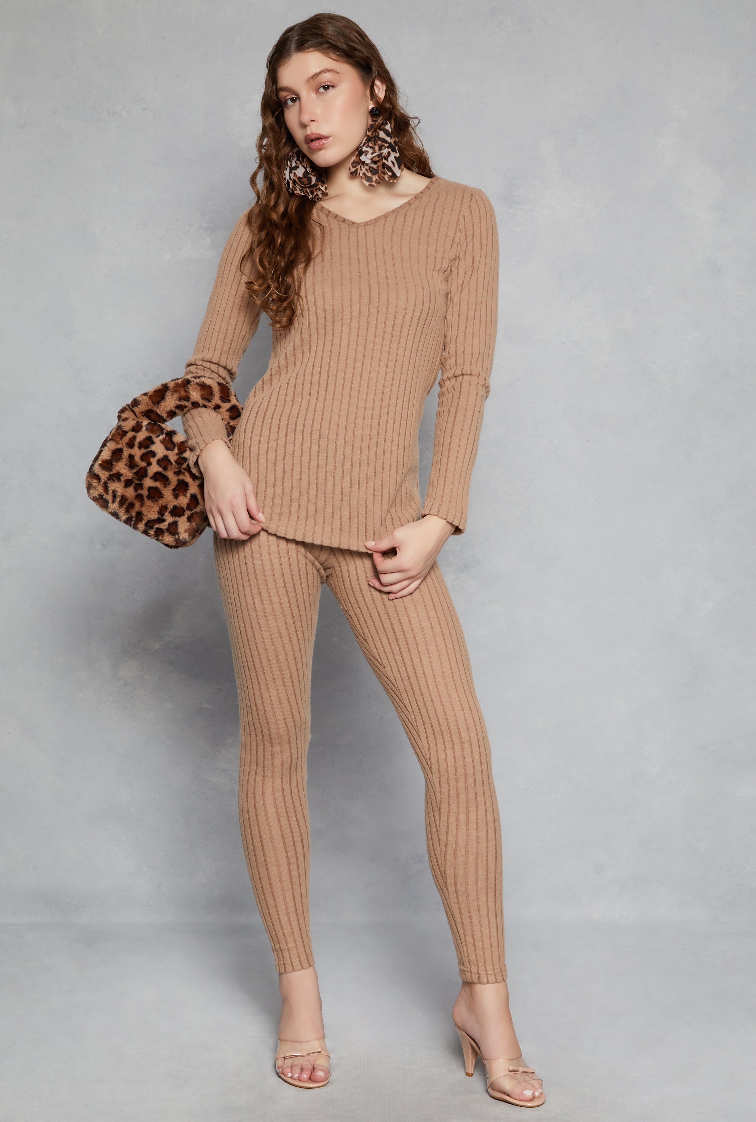 Brushed Rib Knit V Neck Long Sleeve Top、mySite、camillekostekn