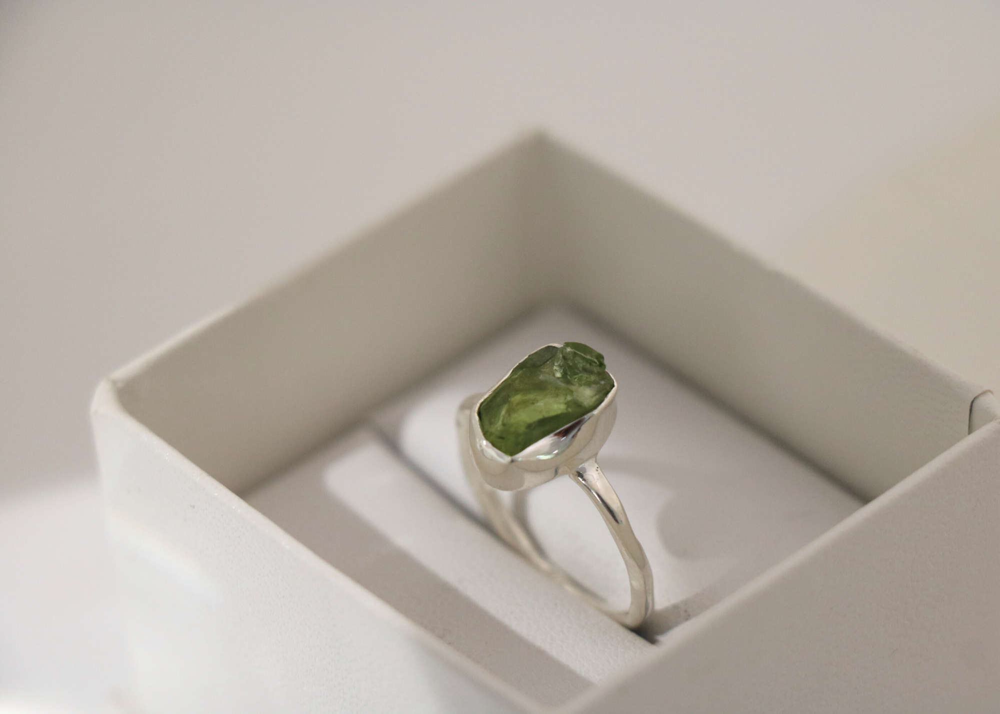 Raw Peridot Ring (Sterling Silver)、mySite、topwebapps