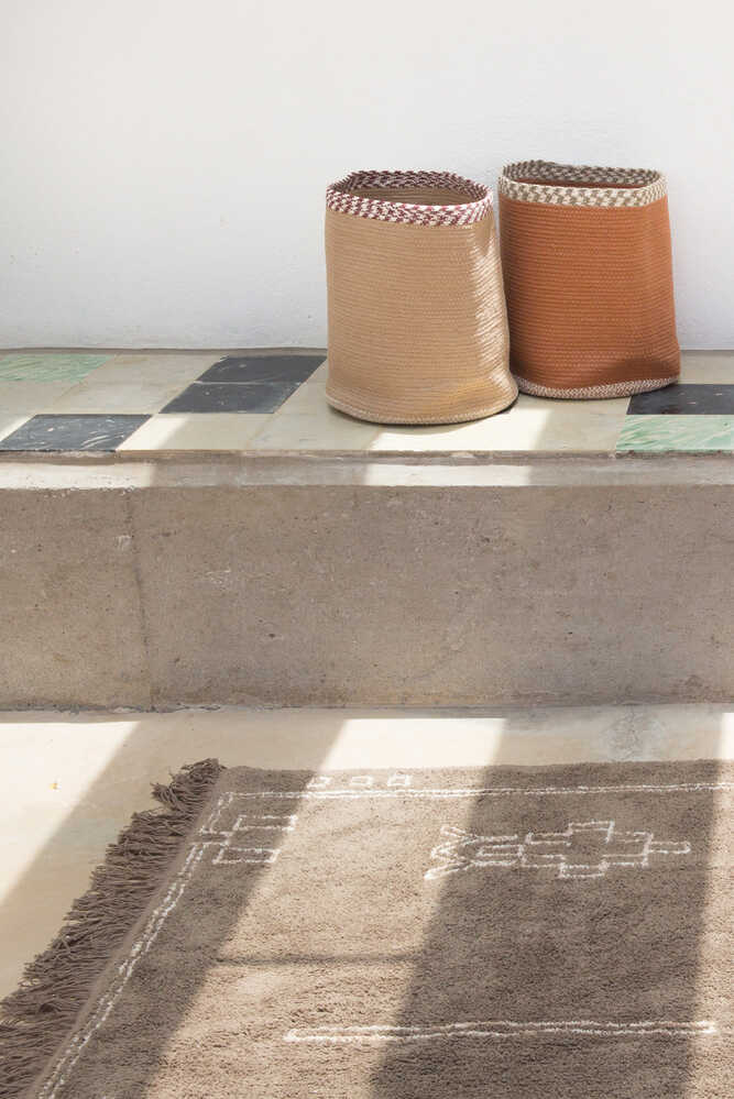 WASHABLE AREA RUG KERMAN BROWN、mySite、gigharbornorthrealestate