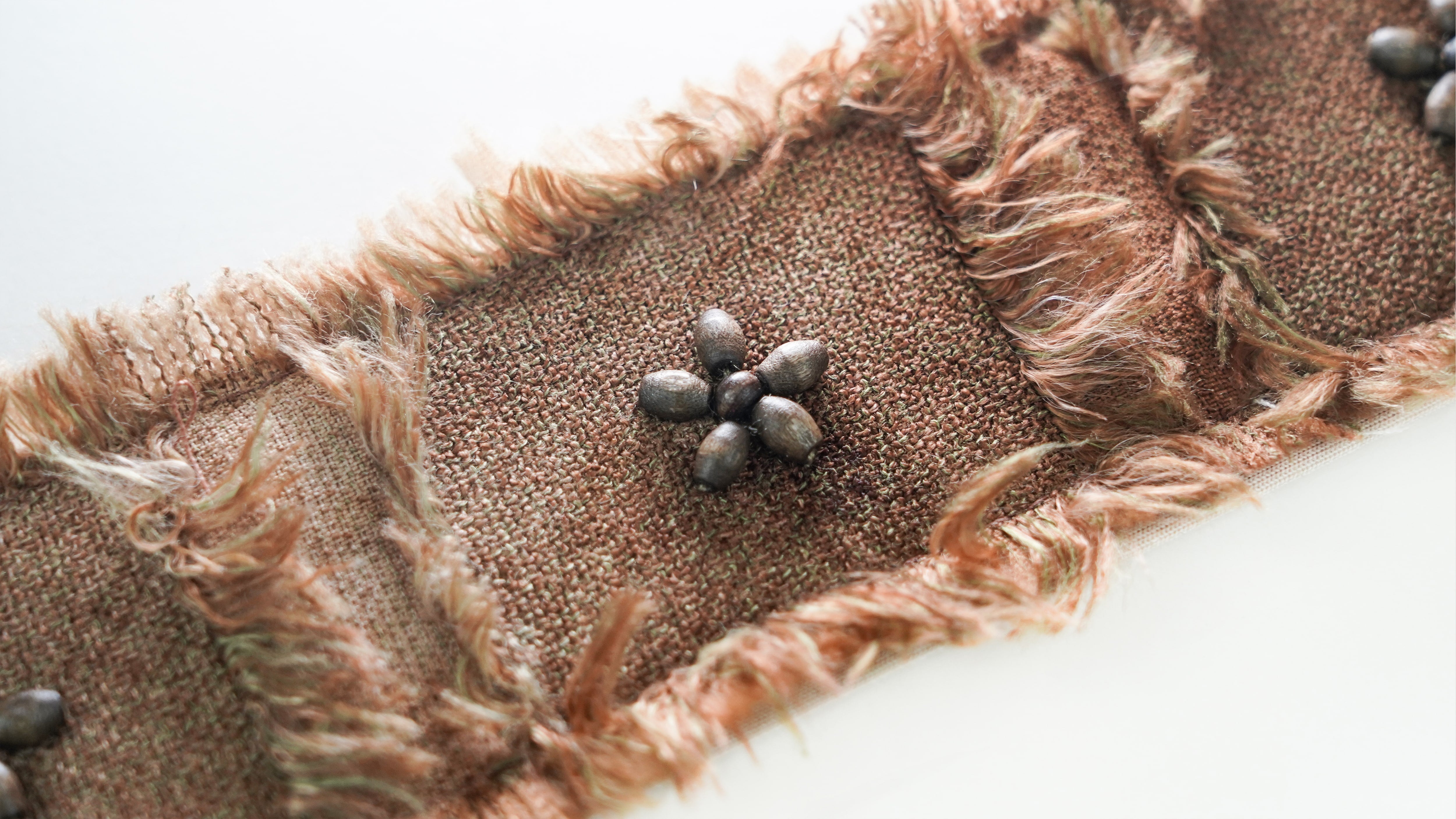  Brown Linen Bra Back Cover、mySite、justintrudeaud