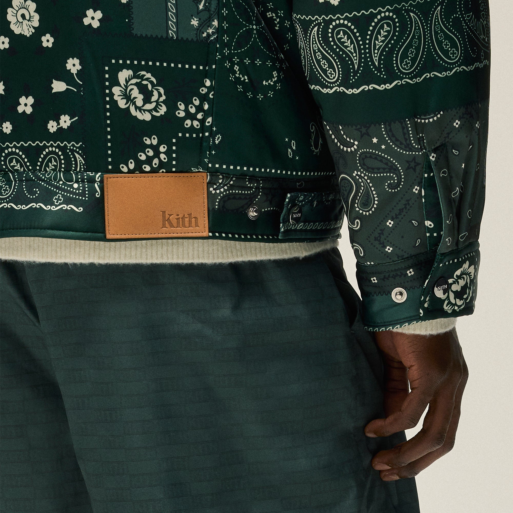 {product_title} - {shop_name}