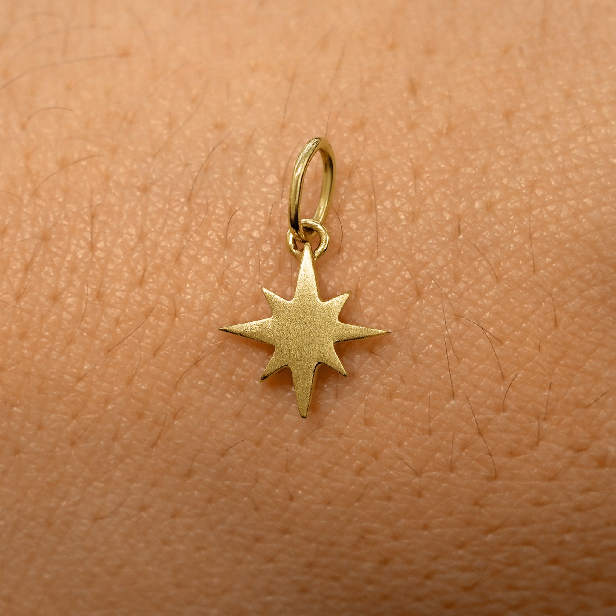 Starburst Charm、mySite、hinf8tx79