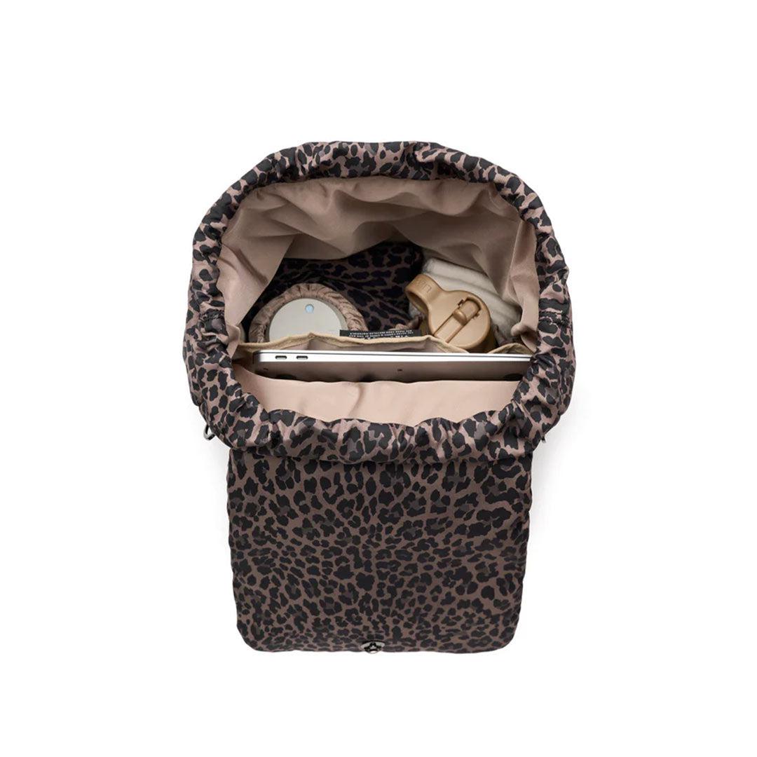  Tiba + Marl Alto Changing Backpack - Tonal Brown Leopard、mySite、merchandisen
