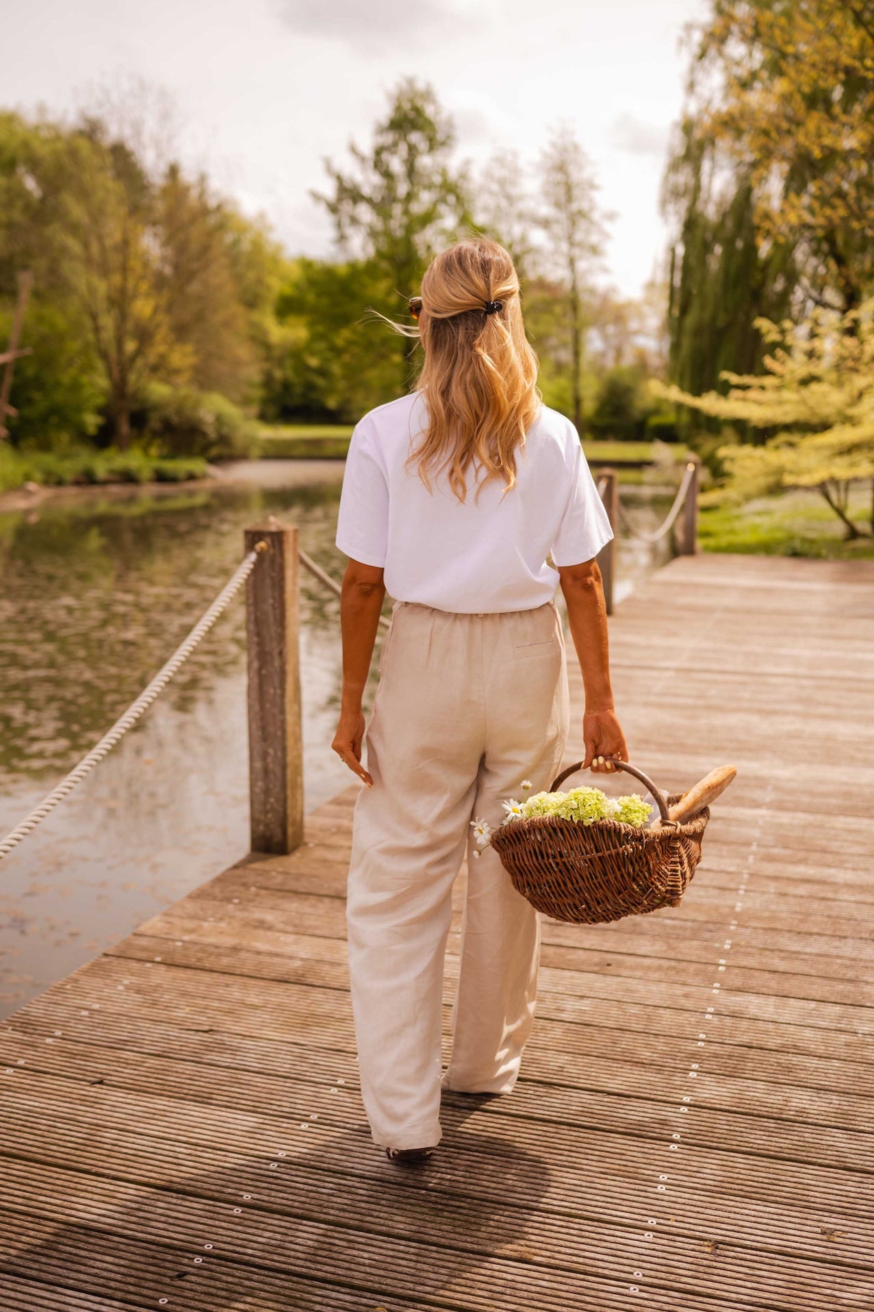 White pleated skirt