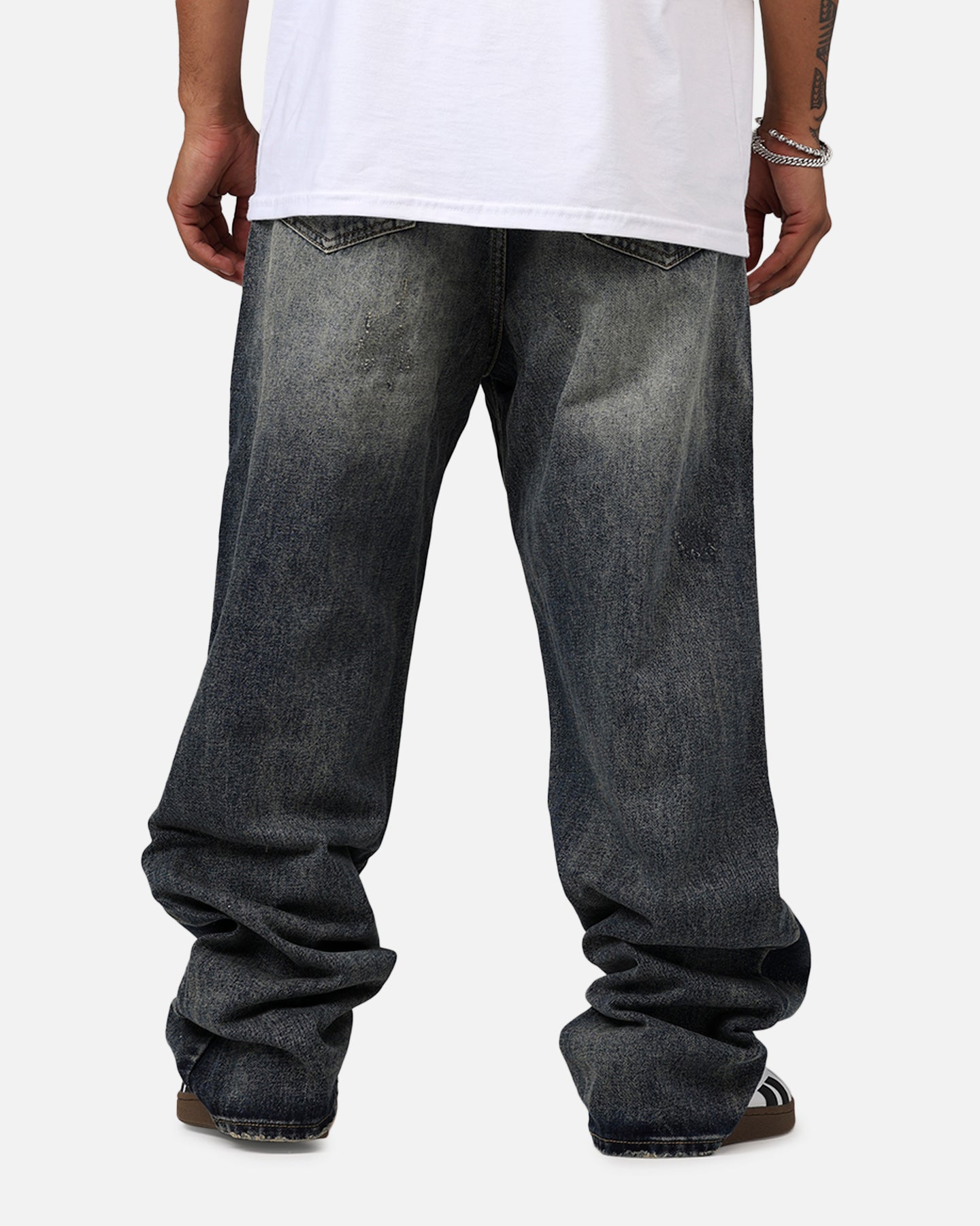 {product_title} - {shop_name}