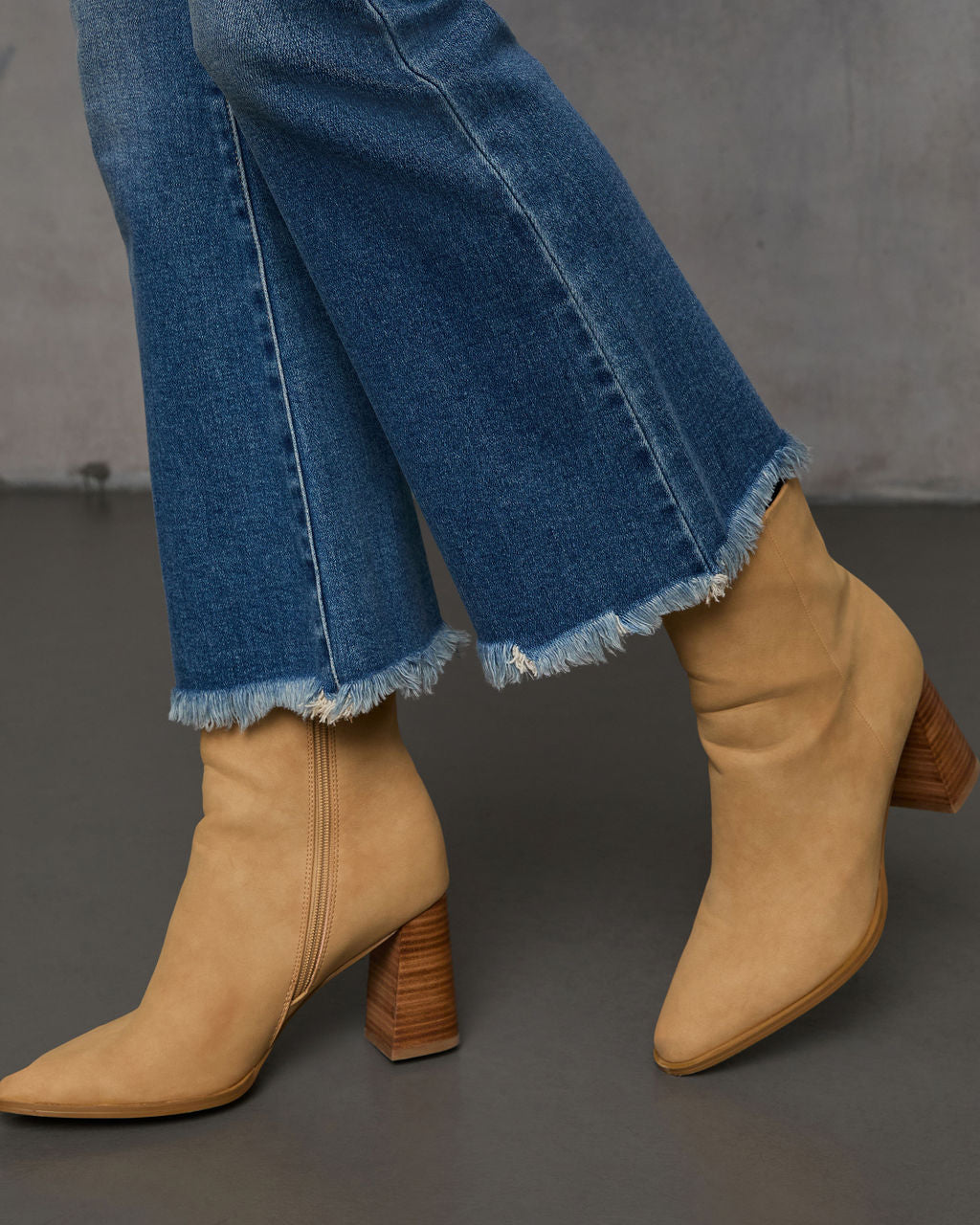 {product_title} - {shop_name}