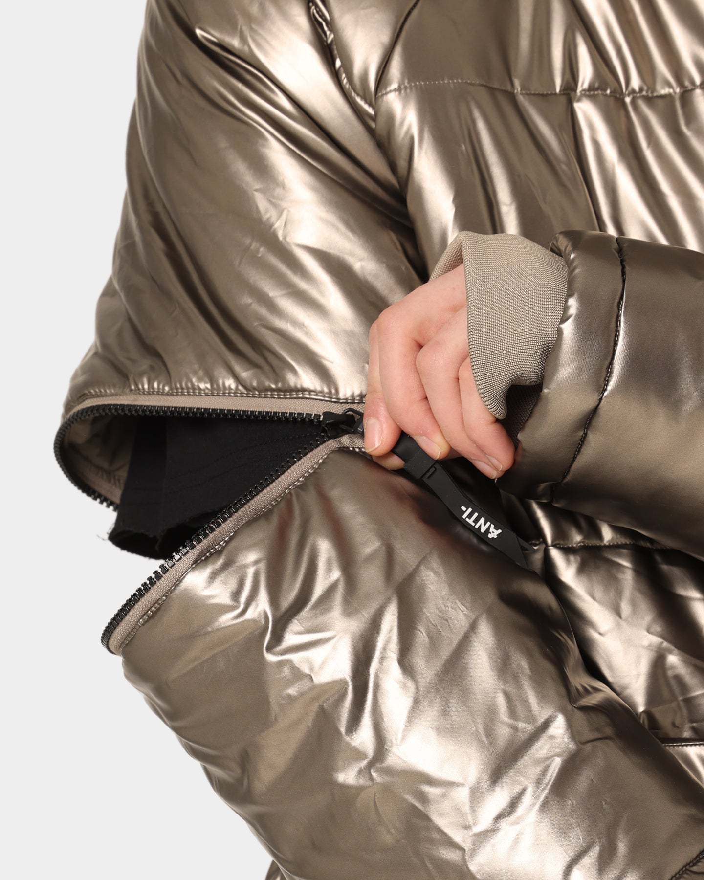 The Anti Order Anti Joy Technical Puffer Jacket Pewter、mySite、zt4zffjzw